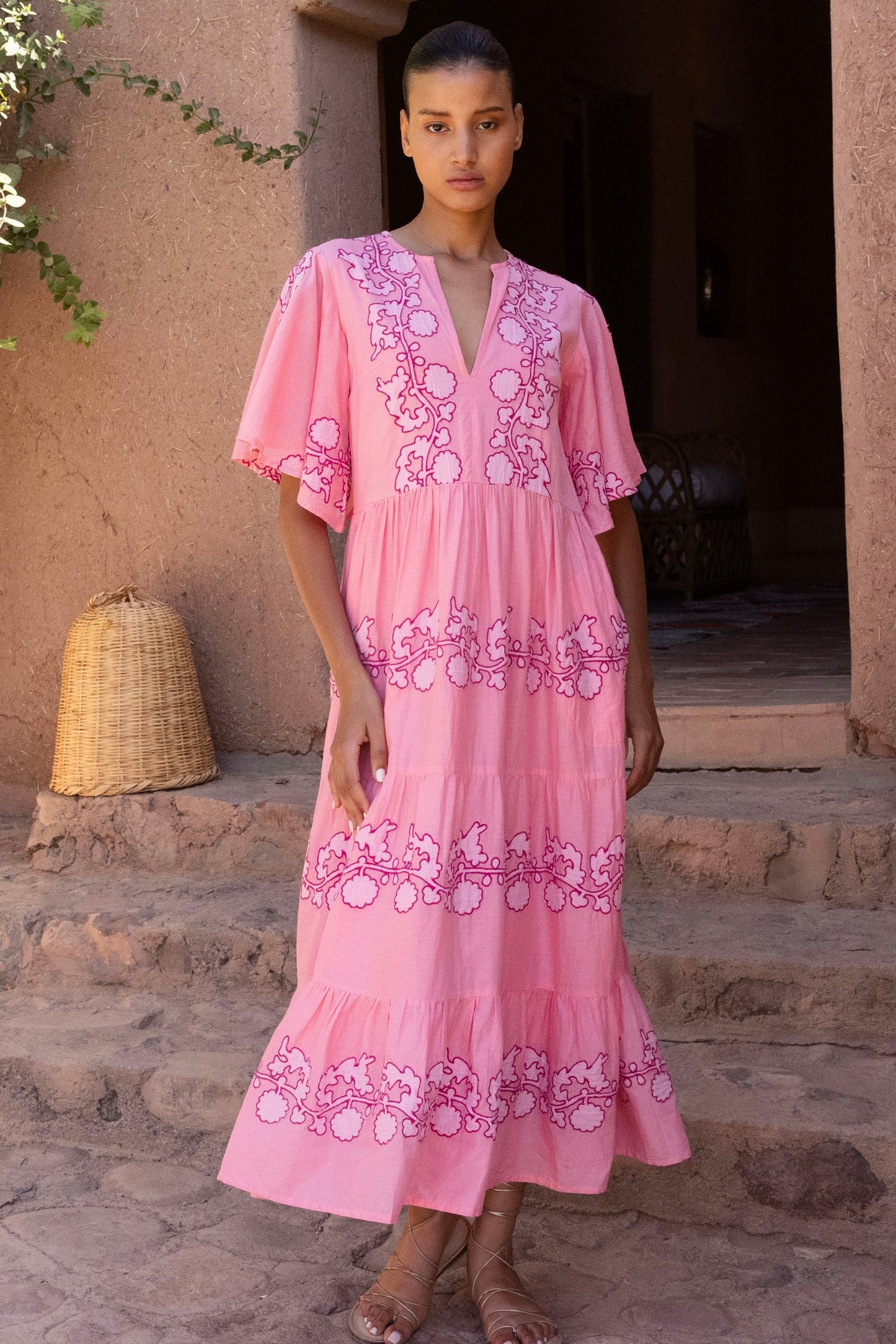 Oliphant Flirty V-Neck Maxi Tangier Pink size L
