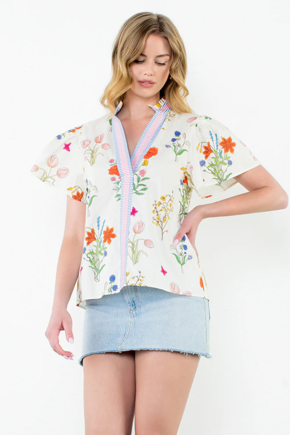 THML Short Sleeve Floral Top size L