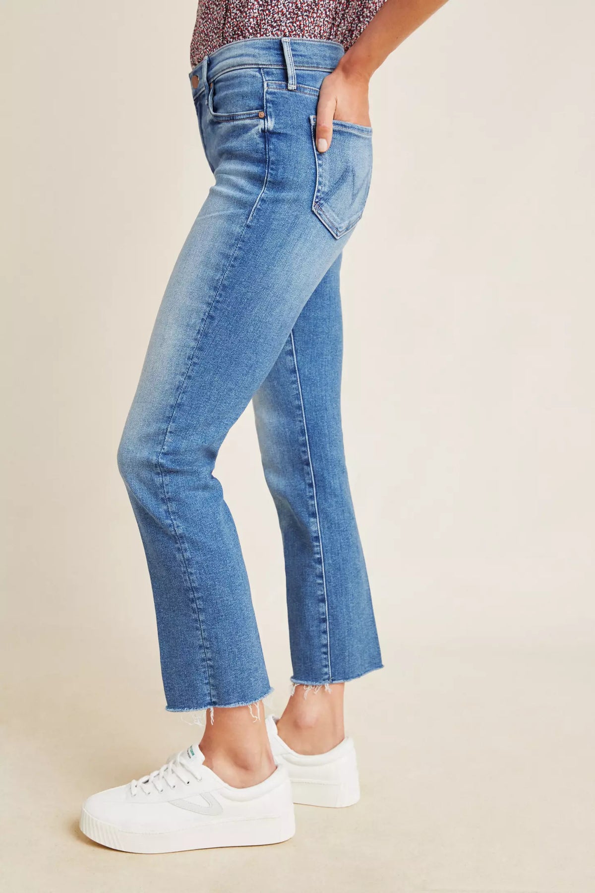 Mother The Rascal Ankle Fray Jeans in Opposites Attract Wash size 32