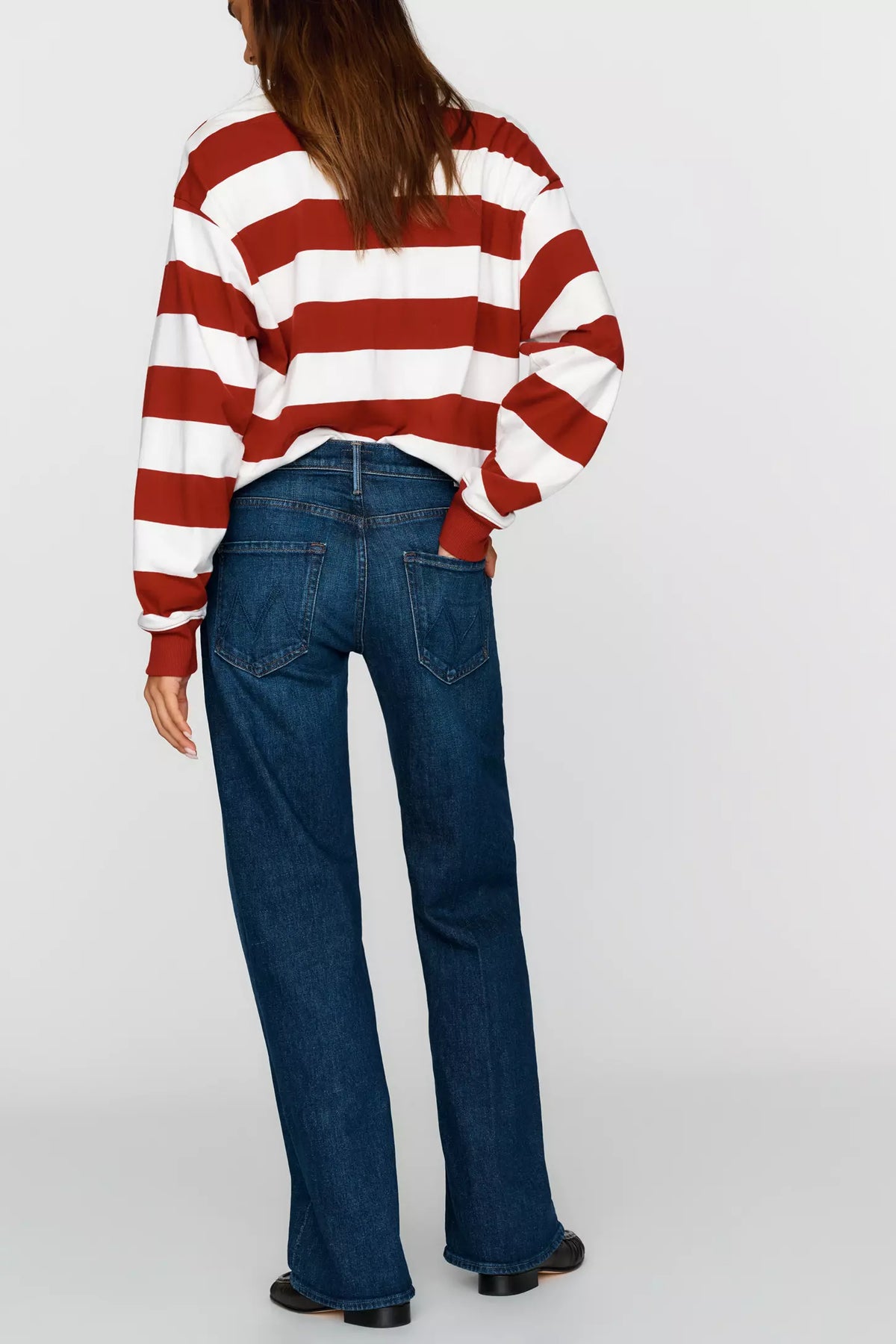 Mother The Mid Rise Lasso Sneak Jeans in That Belongs in a Museum Wash size 27