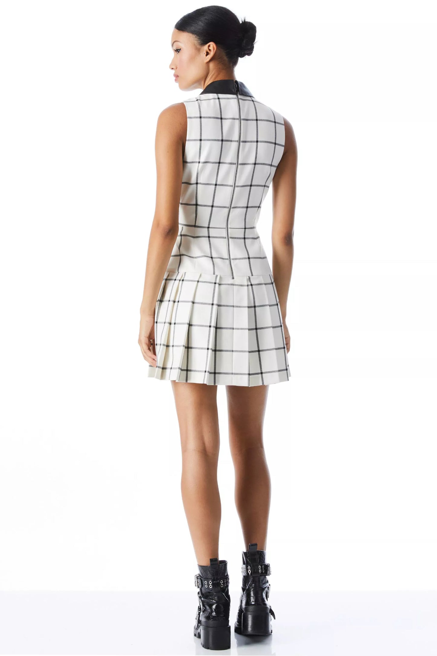 Alice and Olivia Ellis Mini Dress Front Zip Windowpane size 6