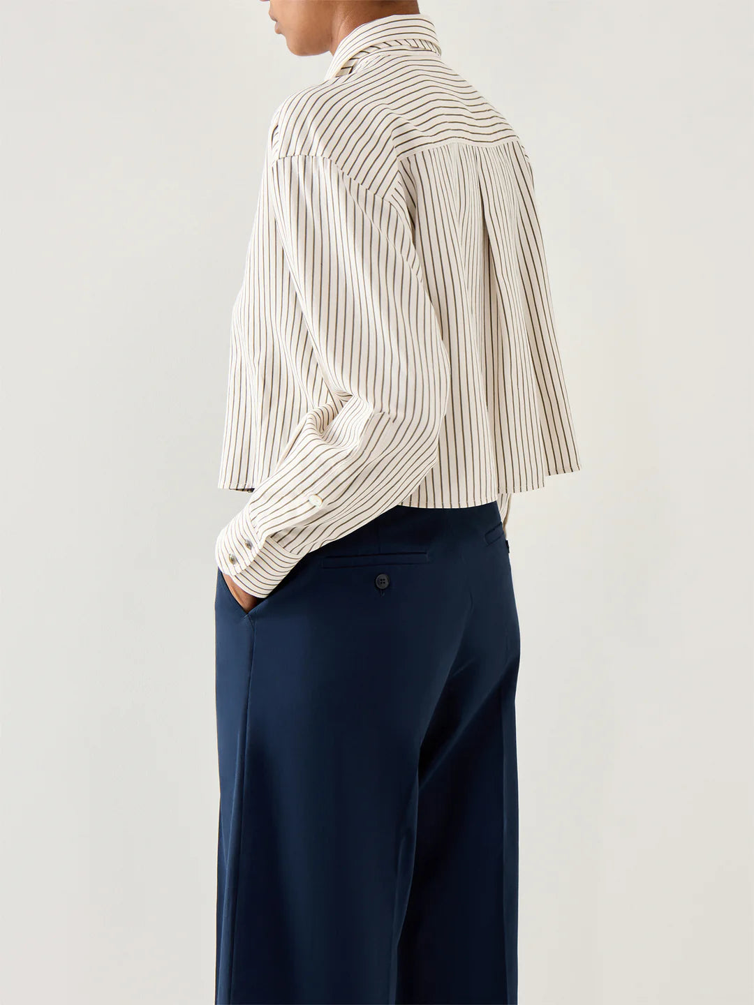Marella Duke Cropped Pinstripe Shirt White size 4