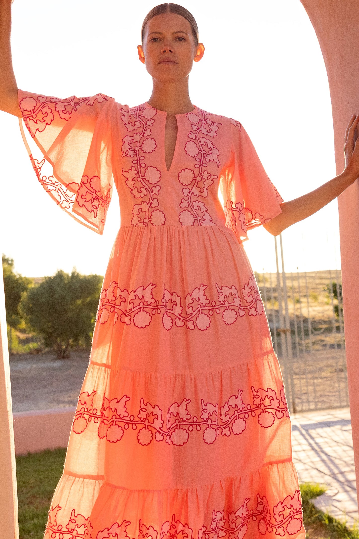 Oliphant Flirty V-Neck Maxi Tangier Pink size L