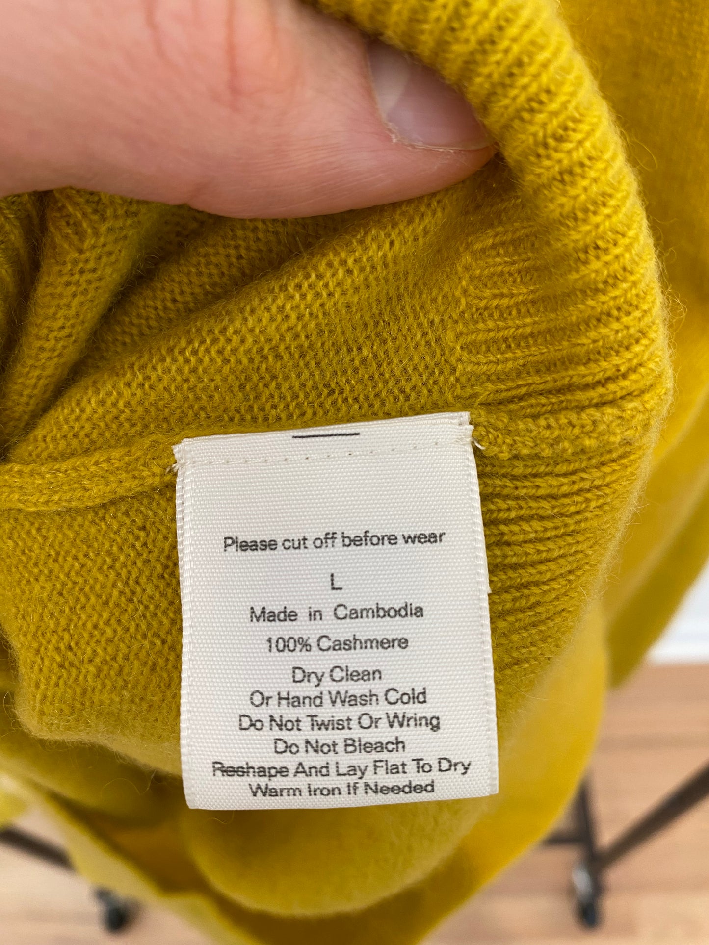 White + Warren Cashmere Long-Sleeved Polo in Chartreuse Yellow size L
