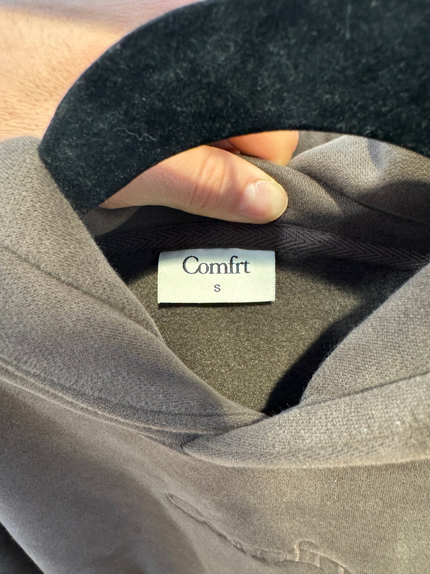 Cmfrt Signature Hoodie size S