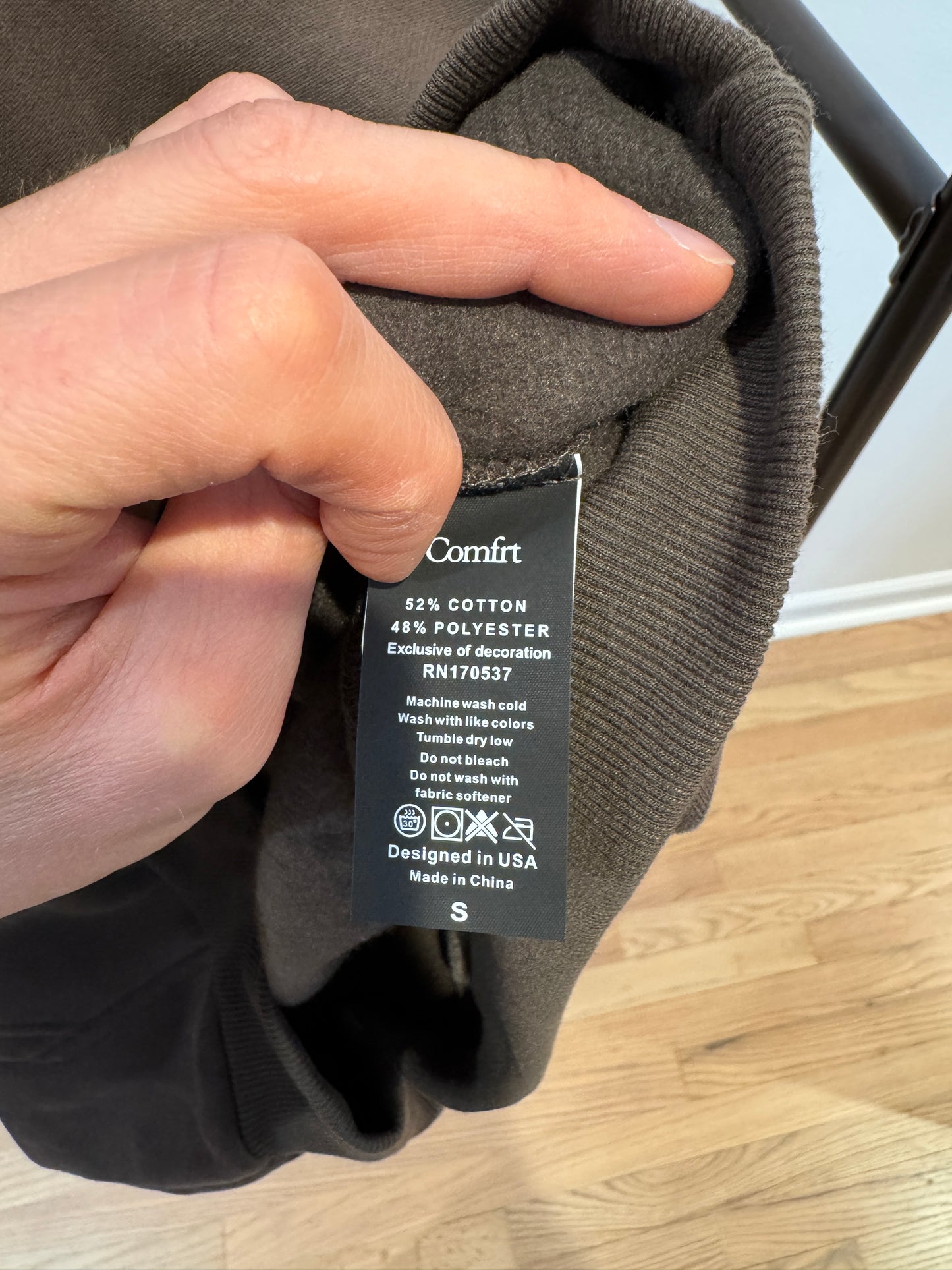 Cmfrt Signature Hoodie size S