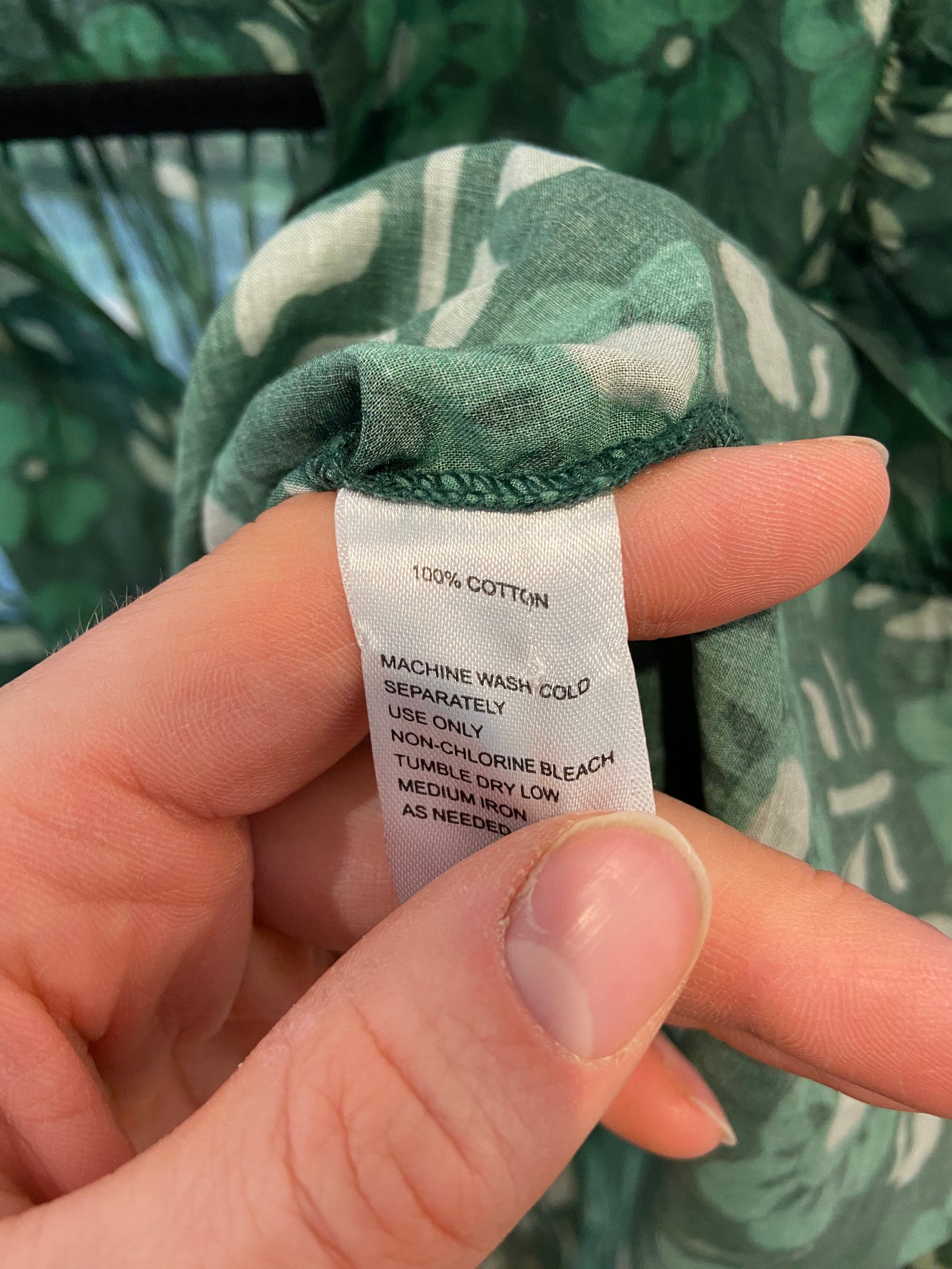 Trovata Birds of Paradis Brett Blouse size XS
