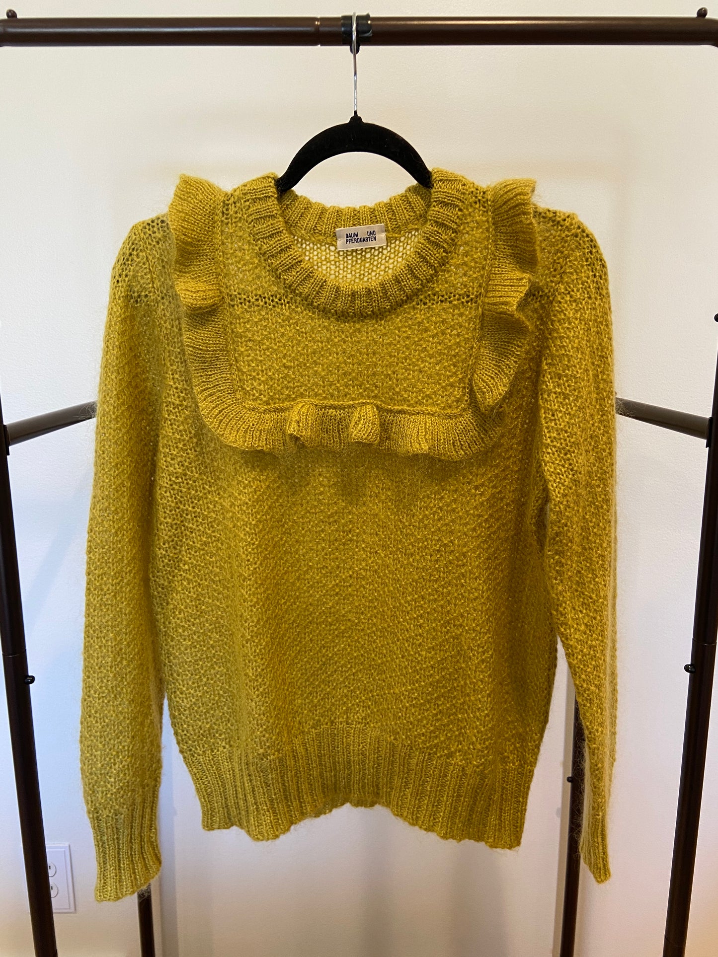 Baum Und Pferdgarten Telluride Ruffle Pullover Sweater size M