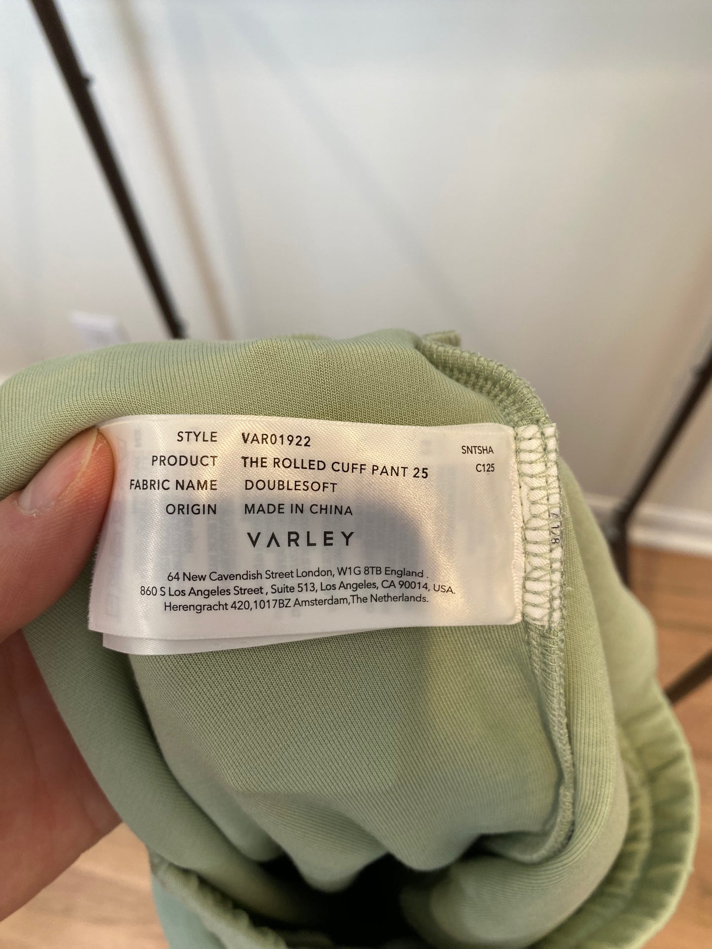 Varley Rolled Cuff Pants 25'' size L