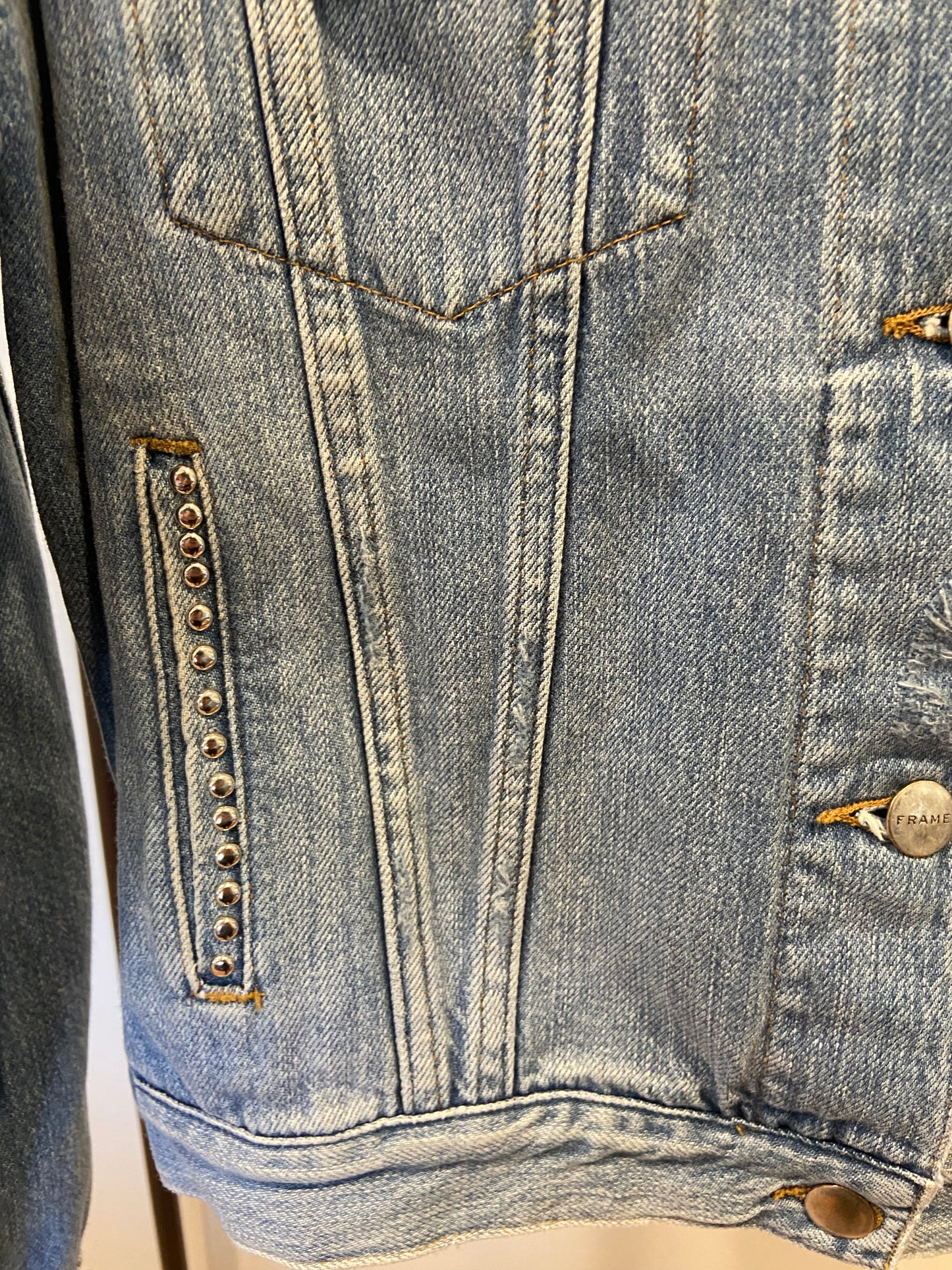 Frame Le Studded Denim Jacket size S