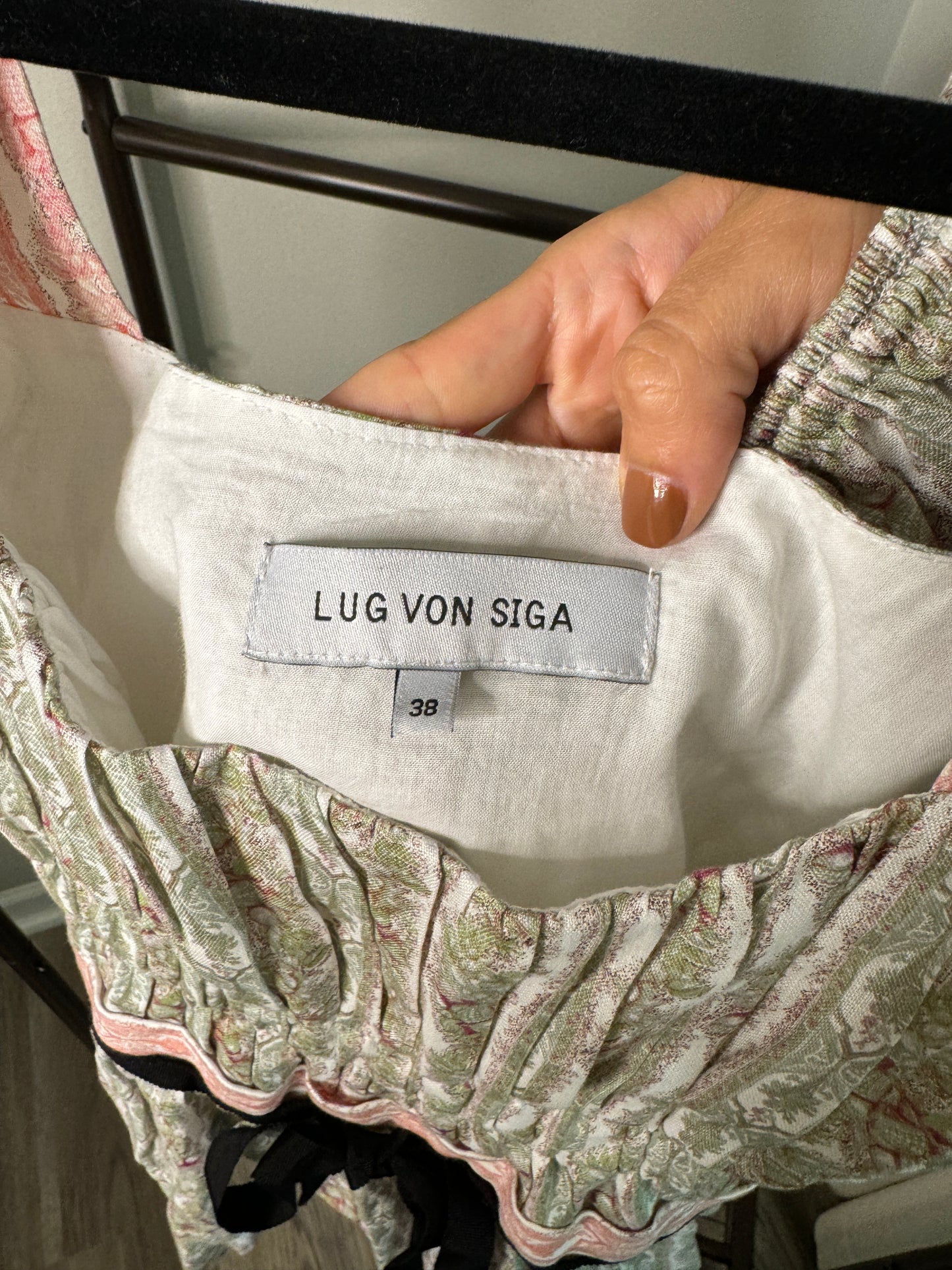 Lug Von Siga Monica Top size 38 (US 6)