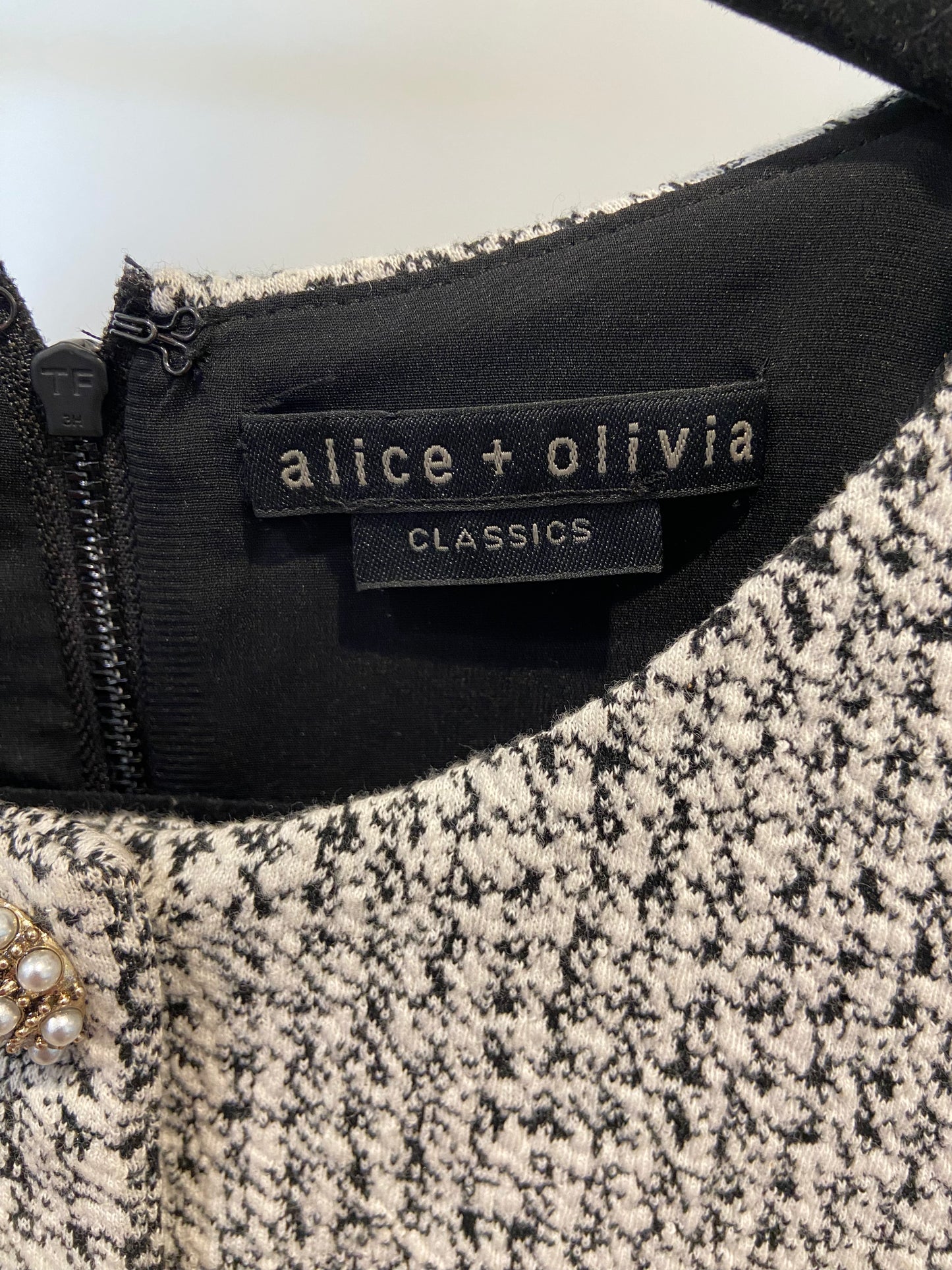 Alice and Olivia Shiloh Button Front Romper size 8