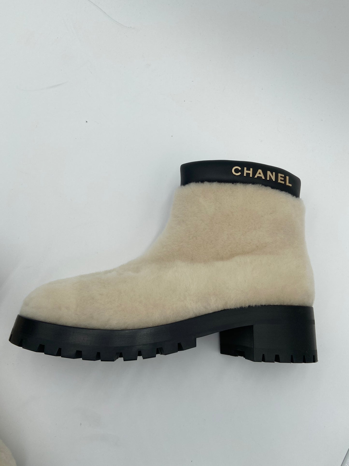 Chanel Shearling Lambskin Ivory Metal Logo Ankle Boots size 41