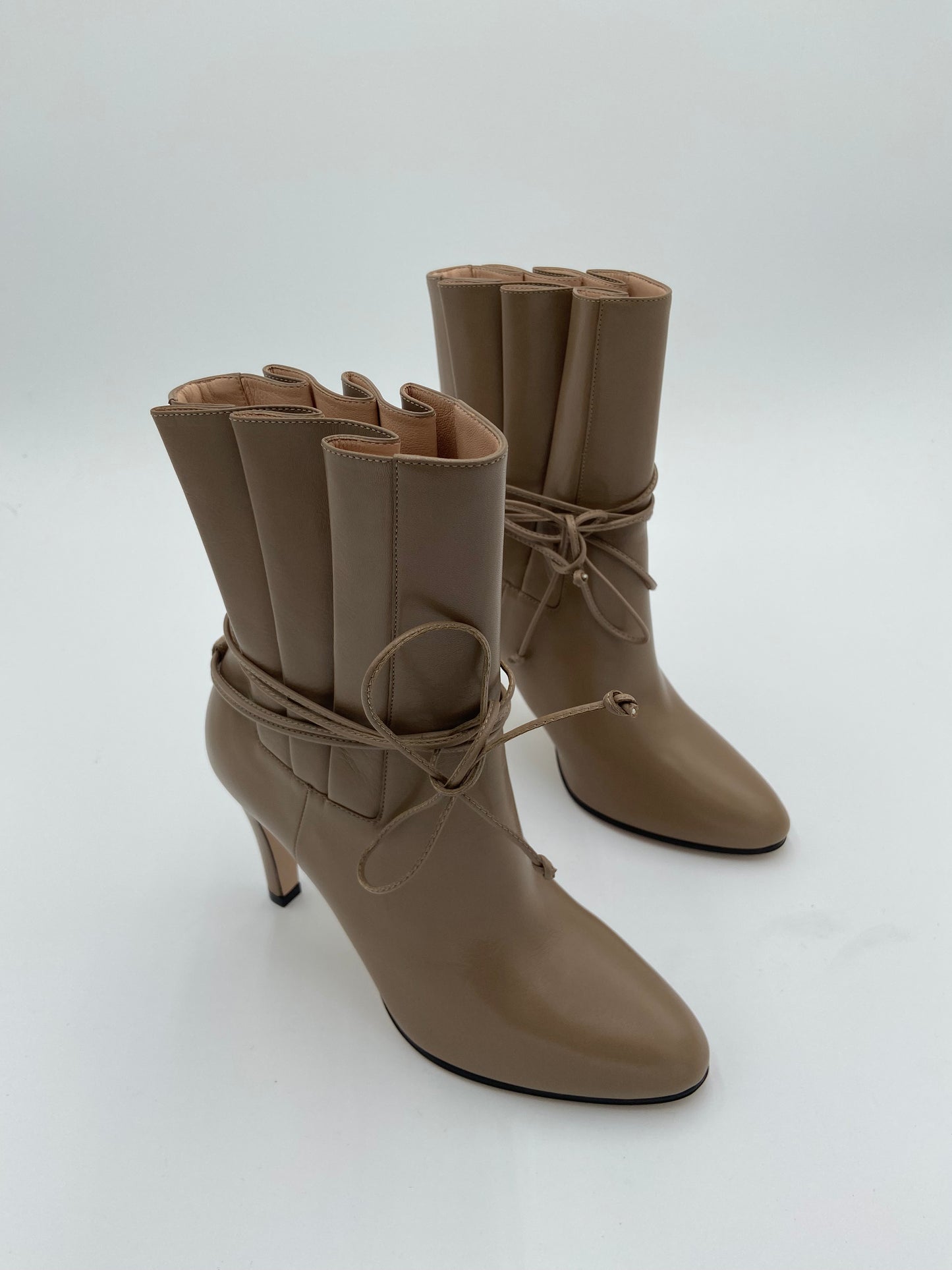 Gucci Malaga Kid Pleated Heeled Boots size 36.5