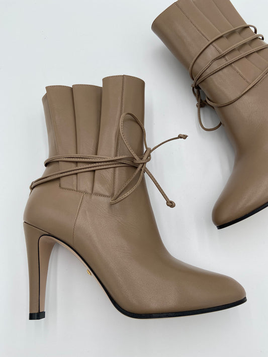 Gucci Malaga Kid Pleated Heeled Boots size 36.5