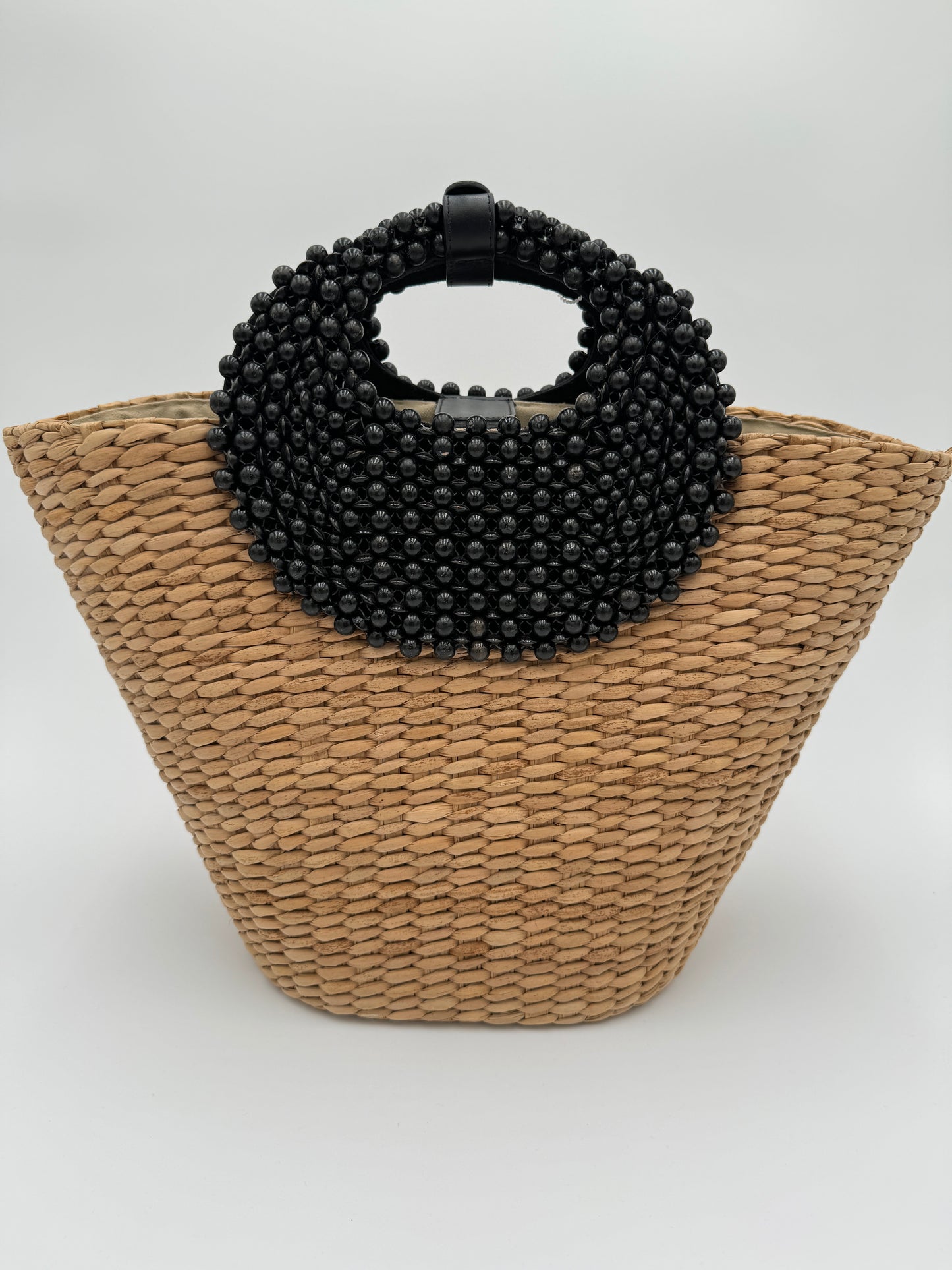 ARANAZ Pebble Raffia Tote