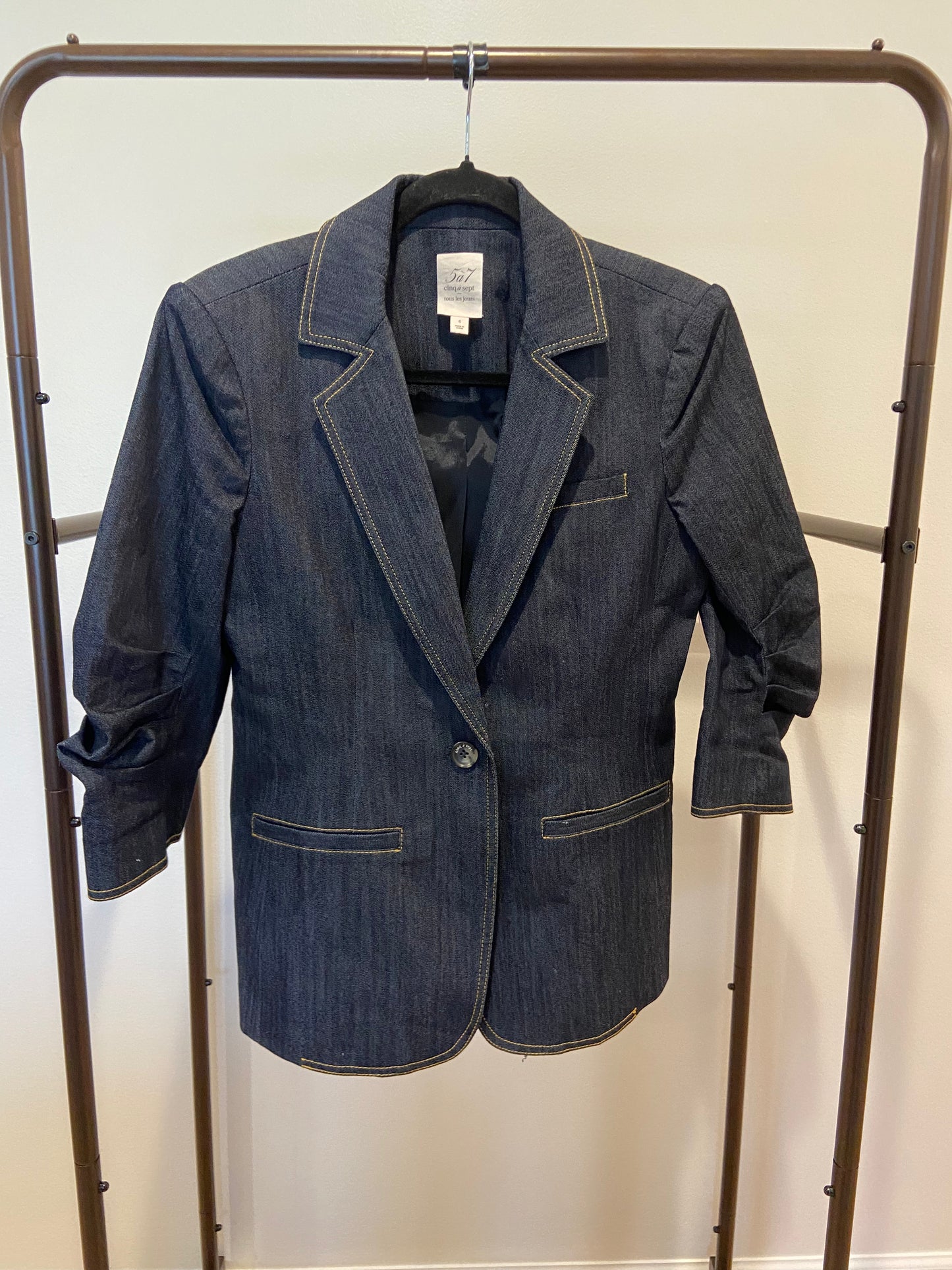 Cinq a Sept Denim Khloe Blazer size 6
