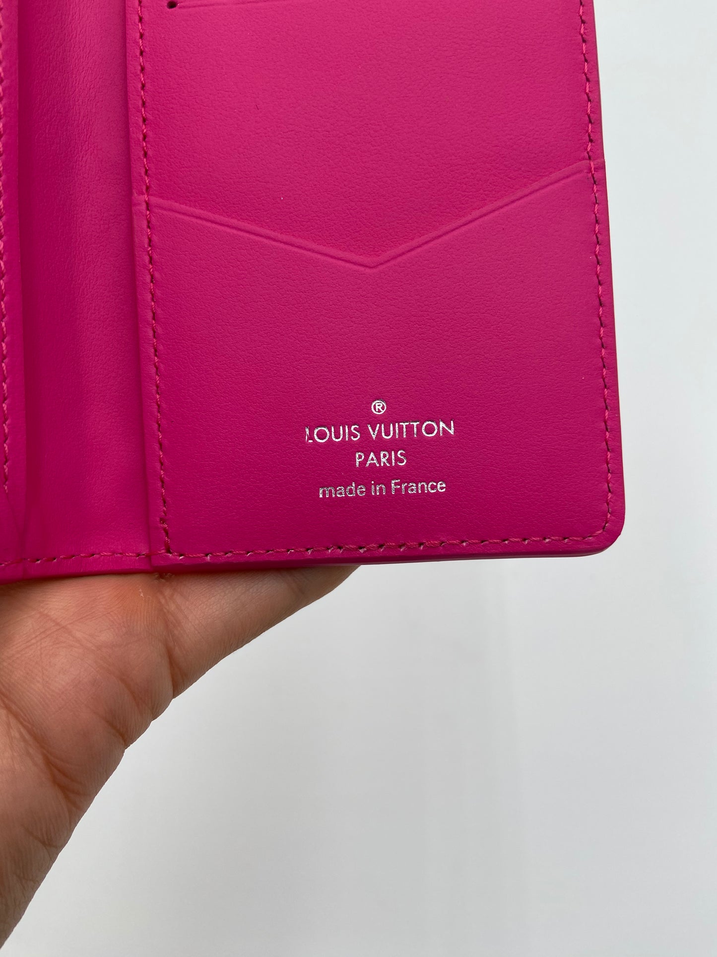 Louis Vuitton Pocket Organizer Taurillon Colormania Fuchsia