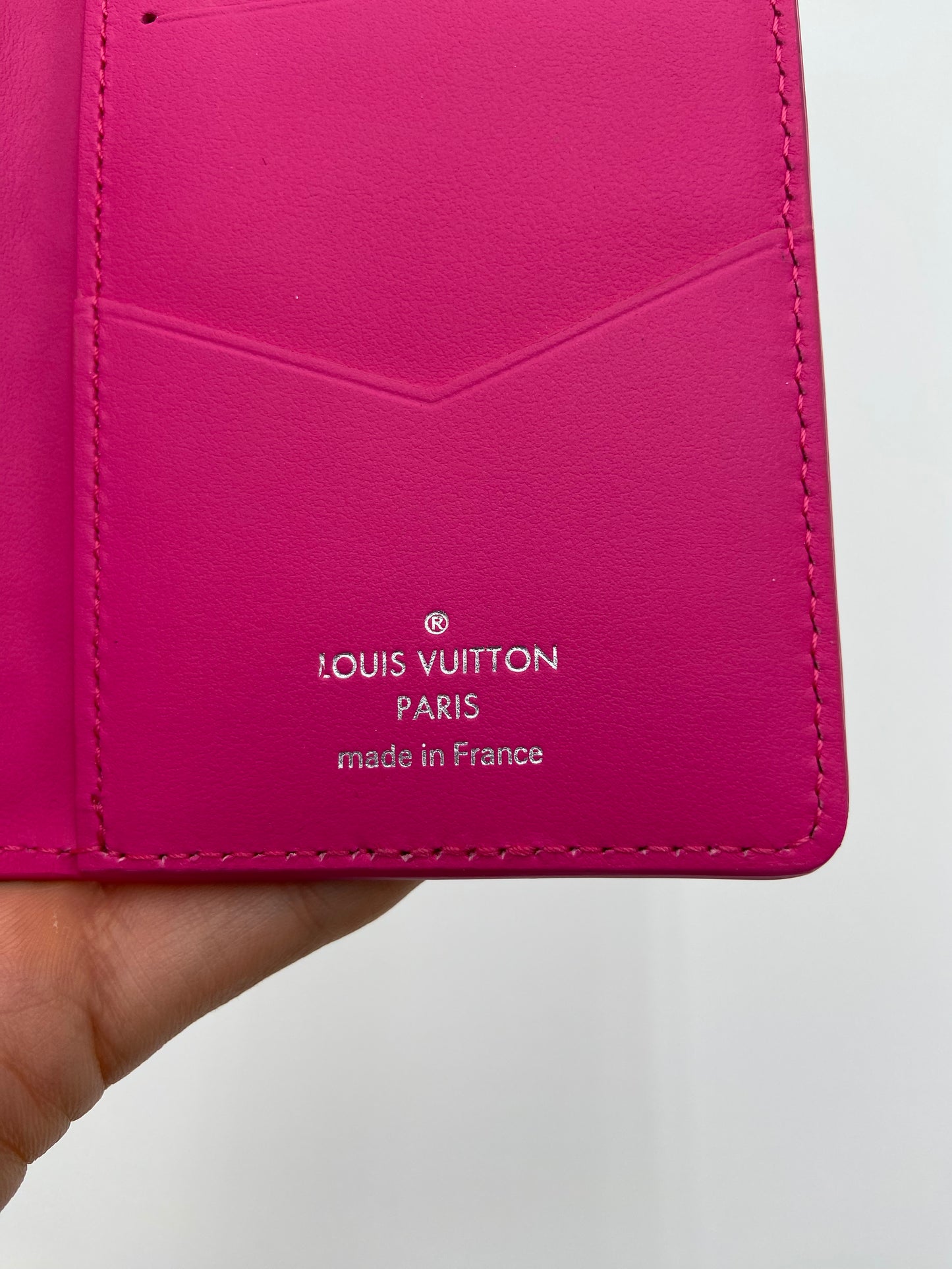 Louis Vuitton Pocket Organizer Taurillon Colormania Fuchsia