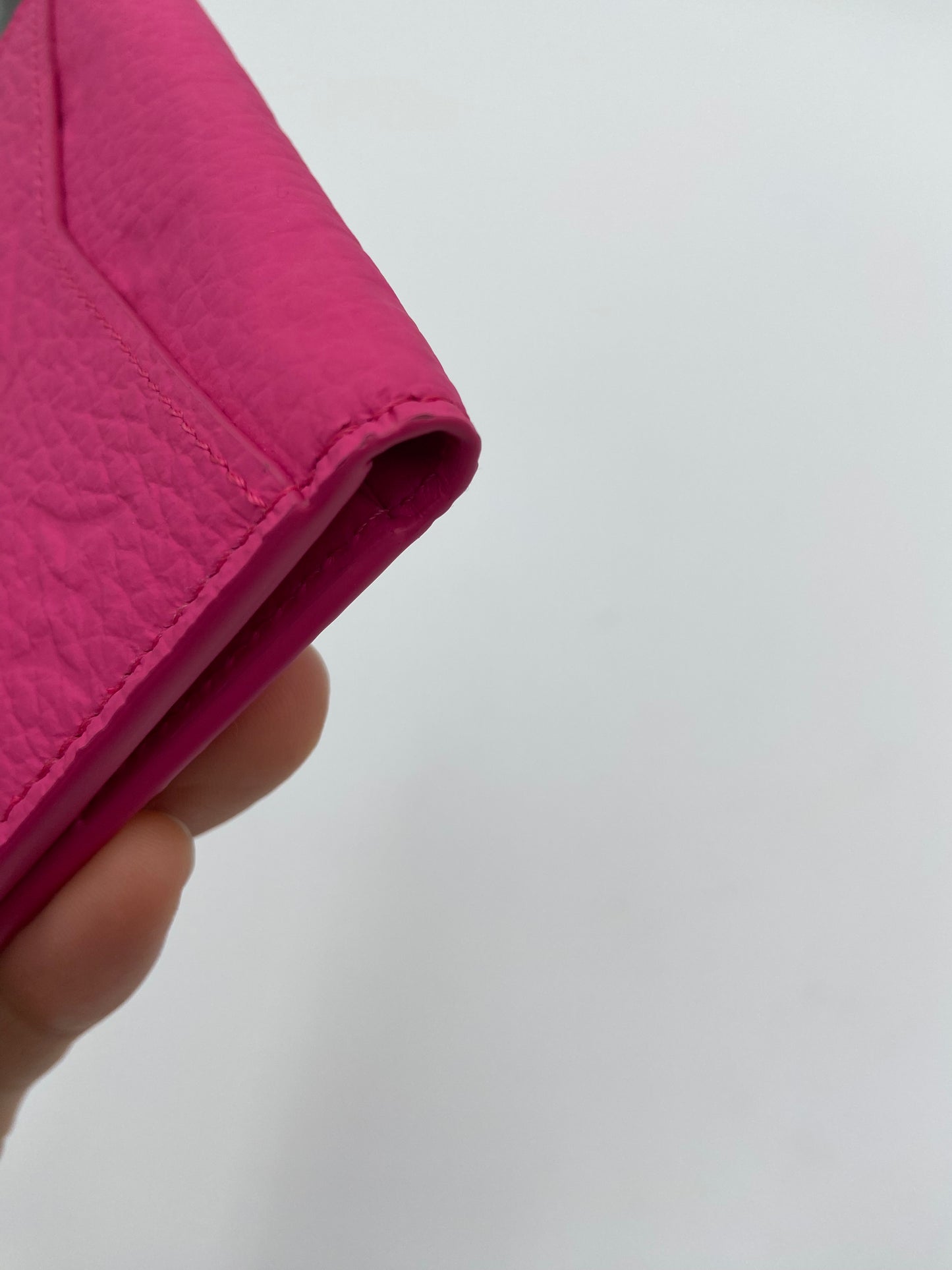 Louis Vuitton Pocket Organizer Taurillon Colormania Fuchsia