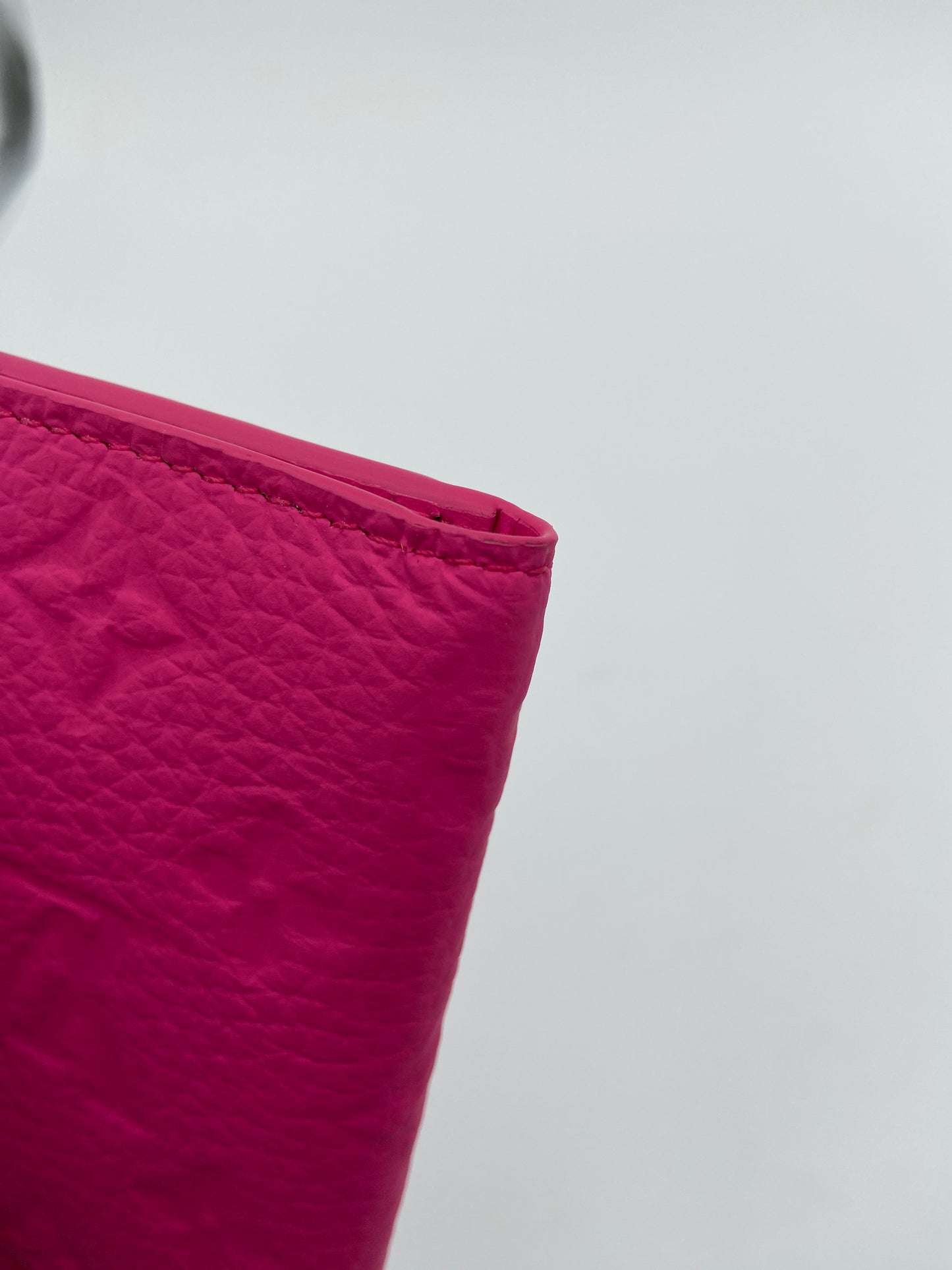 Louis Vuitton Pocket Organizer Taurillon Colormania Fuchsia