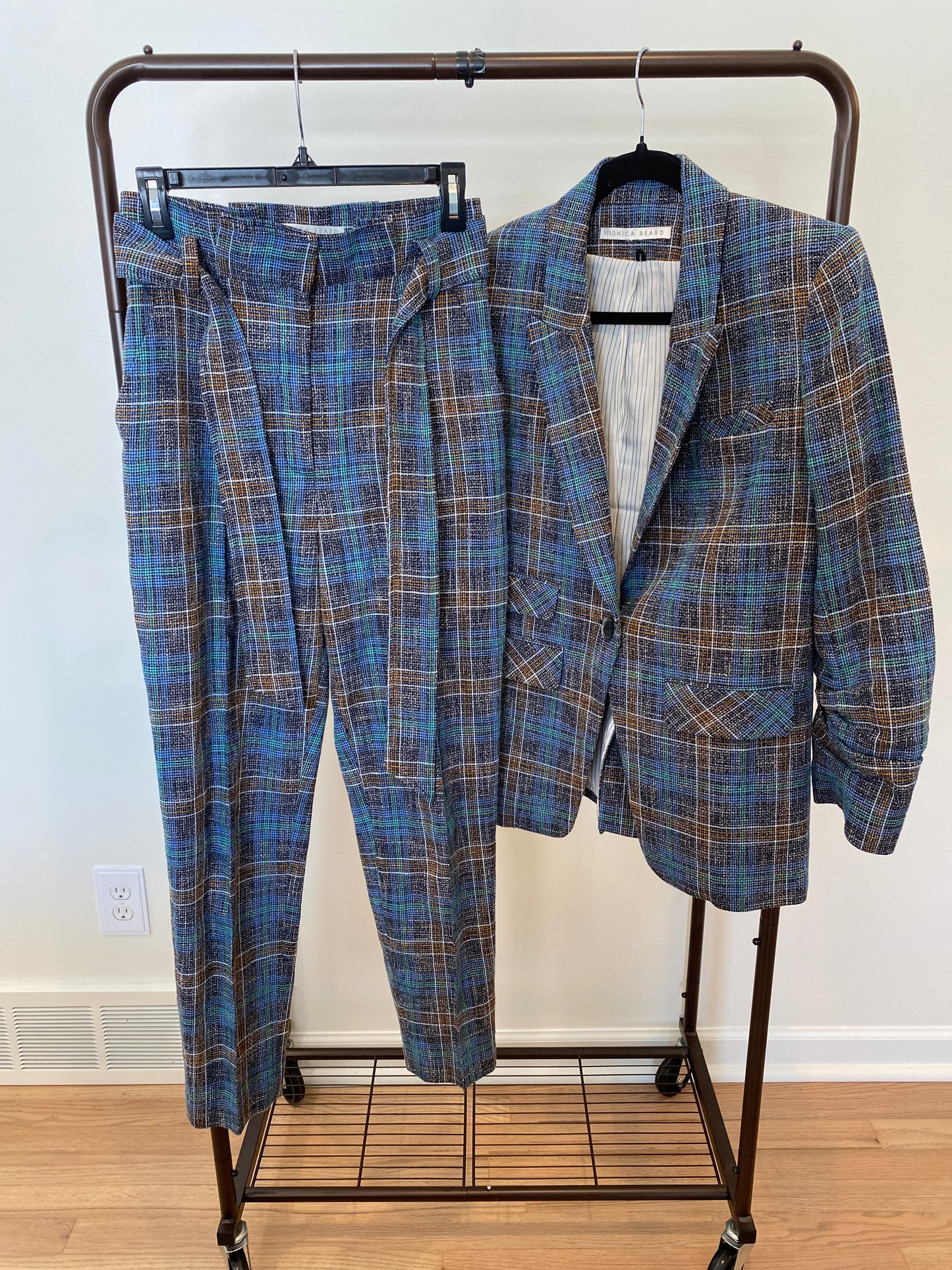 Veronica Beard Martel Plaid Suit Set Blazer and Pants Set size 4