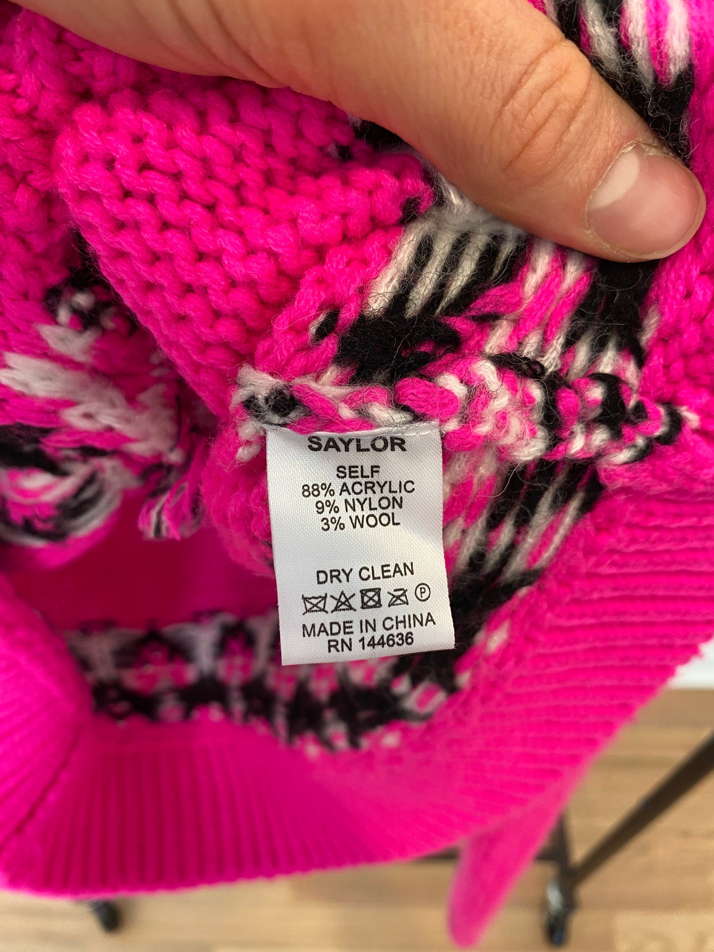 Saylor Aubrie Cardigan Bright Pink size XS