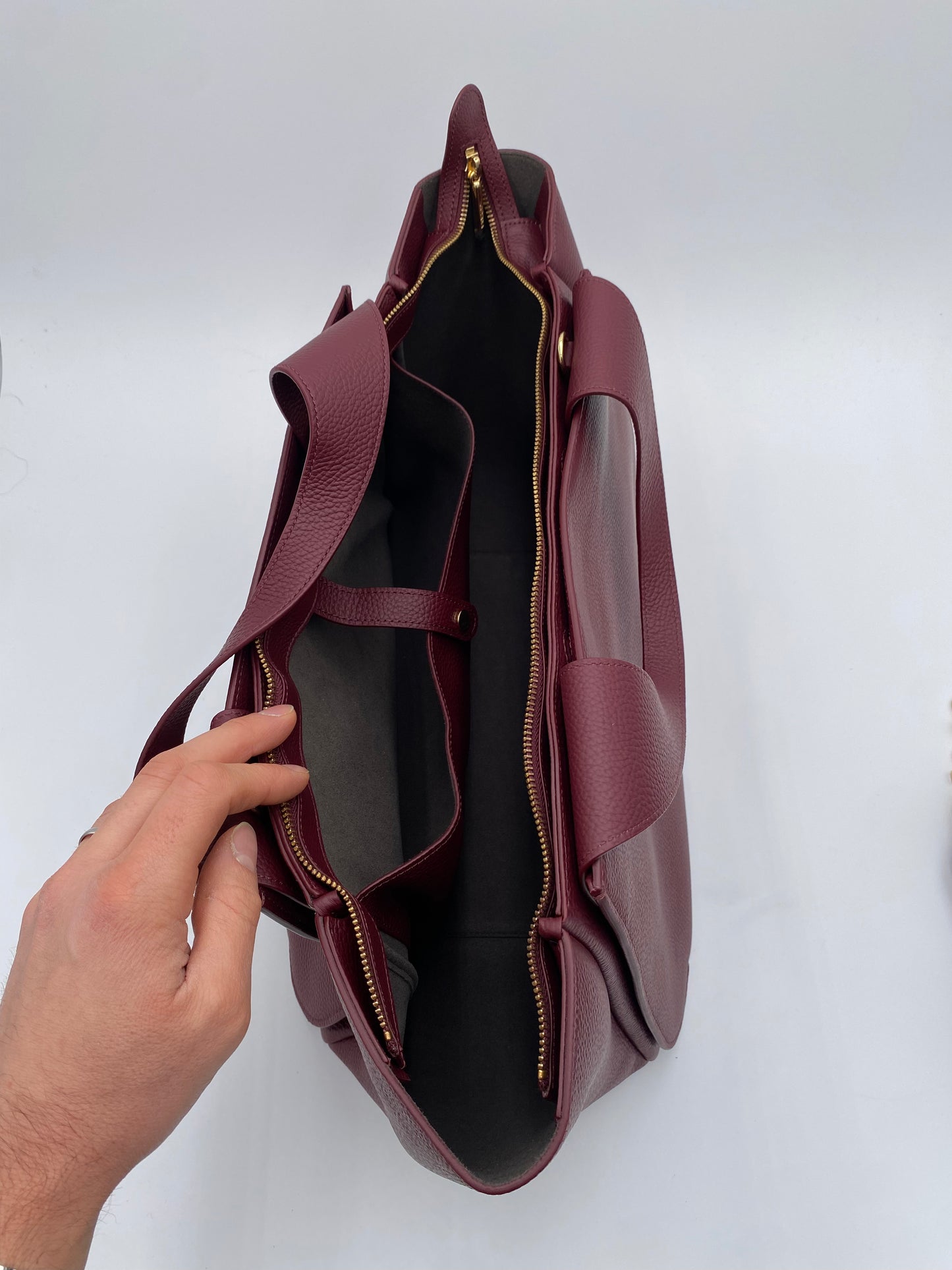 Cuyana Mila Satchel in Burgundy
