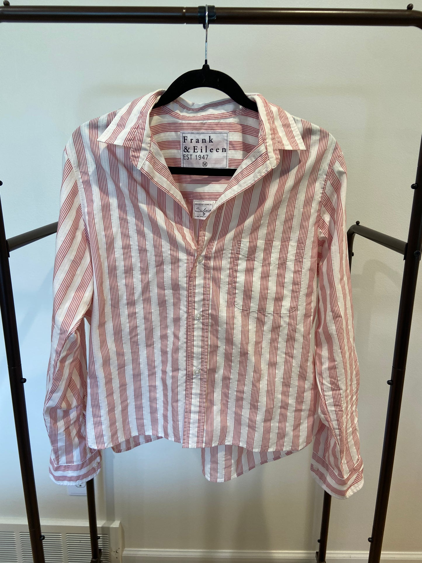 Frank & Eileen Silvio Untuckable Button-Up Shirt size M