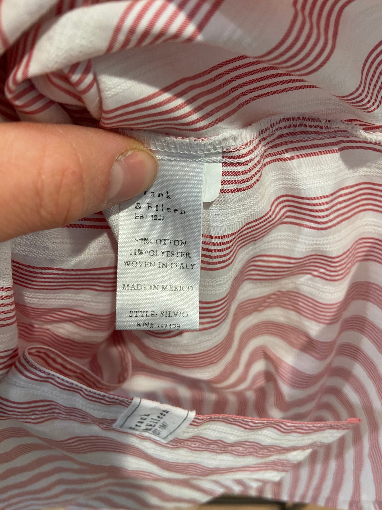 Frank & Eileen Silvio Untuckable Button-Up Shirt size M