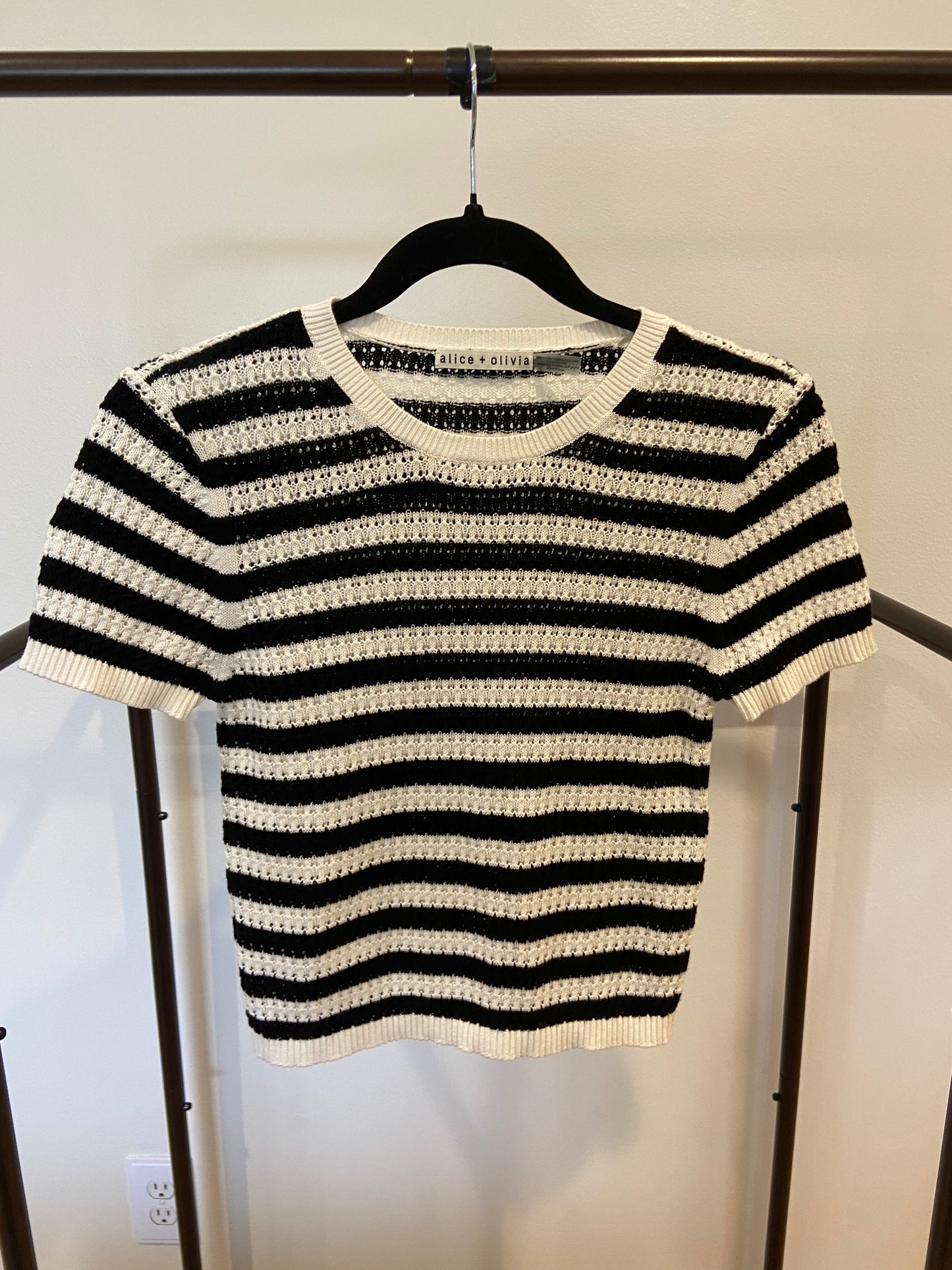 Alice + Olivia Ciara Striped Pullover Knit Top size M