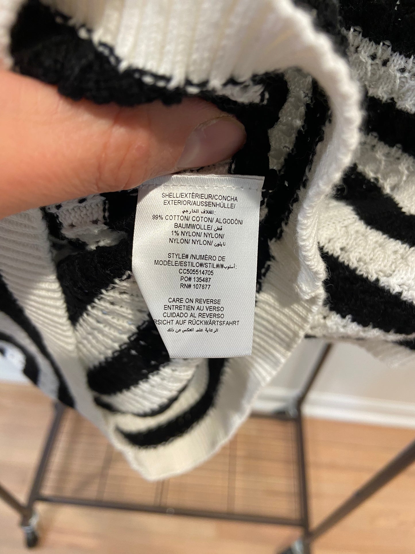 Alice + Olivia Ciara Striped Pullover Knit Top size M