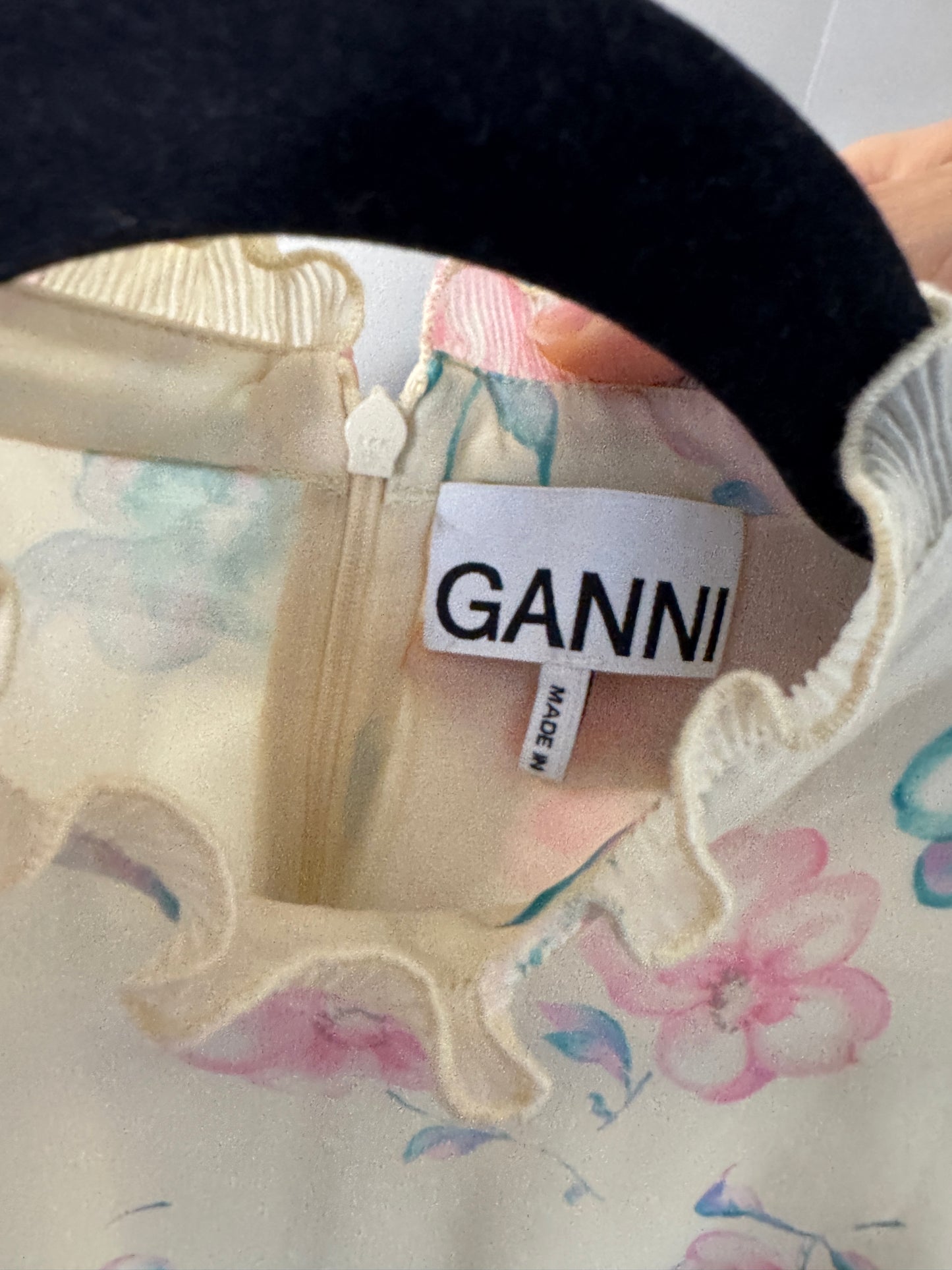 Ganni Pleated Georgette Floral Top size US 4