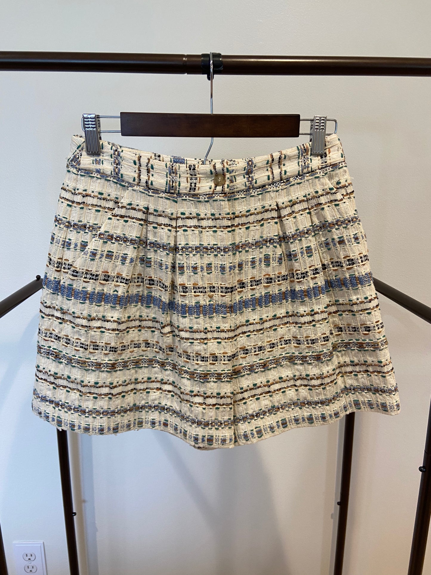 Veronica Beard Darren Tweed Jacket and Shorts in cream size S