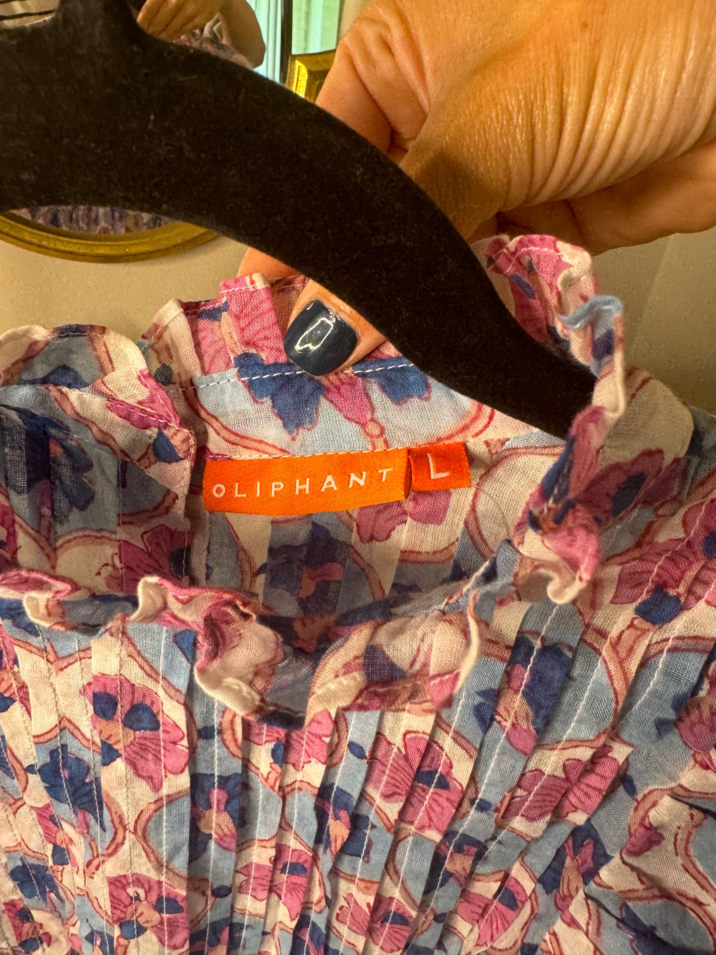 Oliphant Pintuck Ruffle Top size L