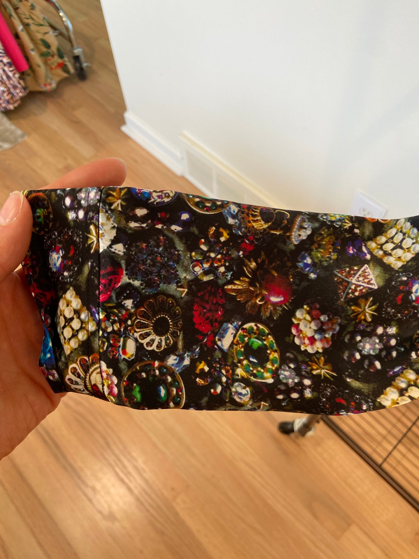 L'AGENCE Jewel Print Silk Top size XS