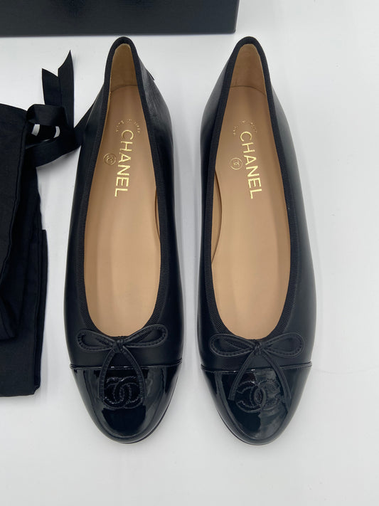 Chanel Ballerina Patent Leather Flats size 40.5