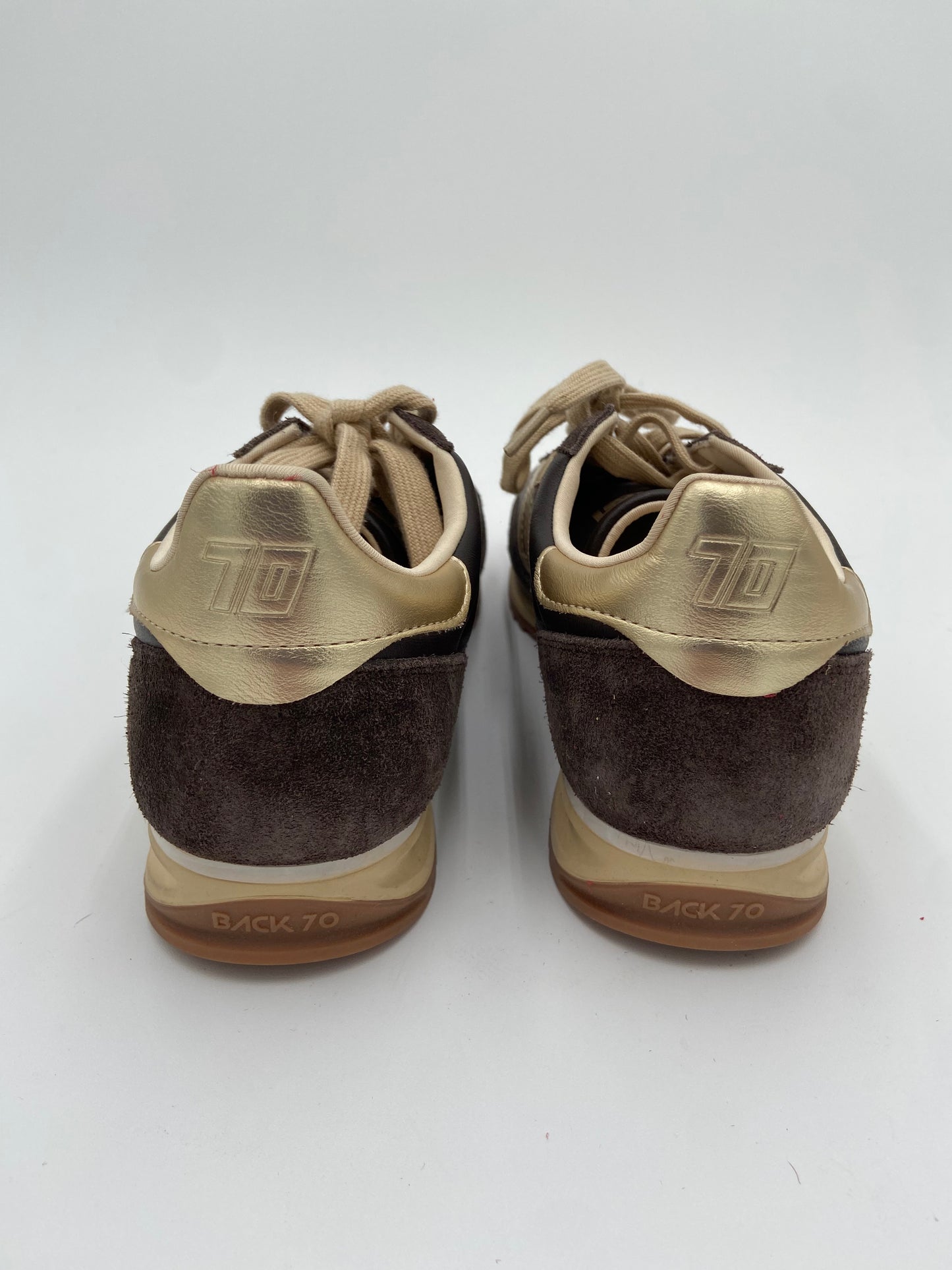 Back70 Jogger N in Coffee Gold Sneakers size 39
