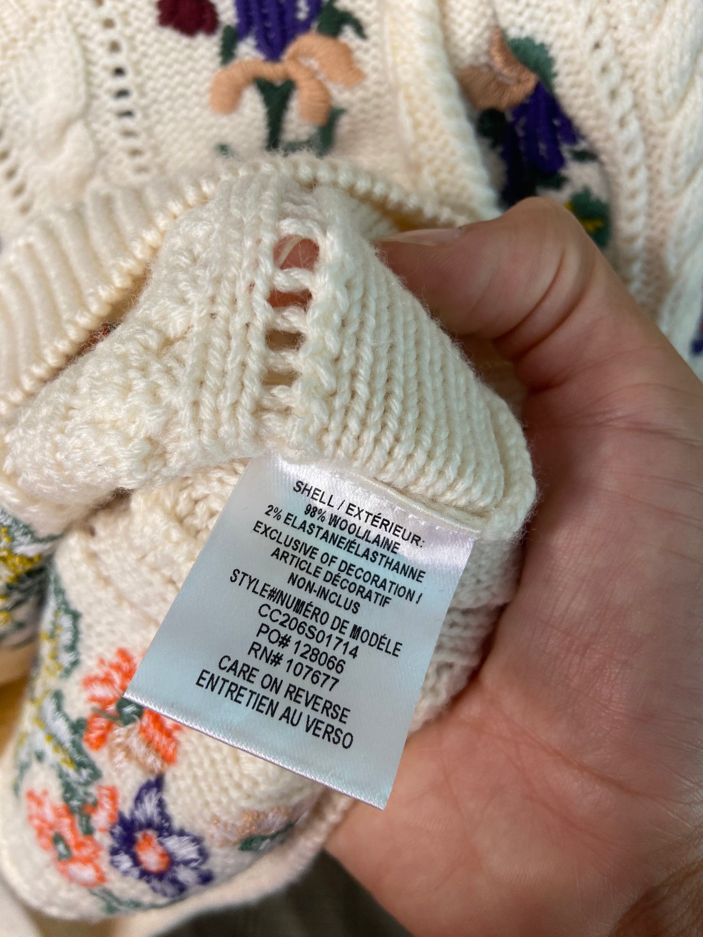 Alice and Olivia Daren Puff Sleeve Sweater size S