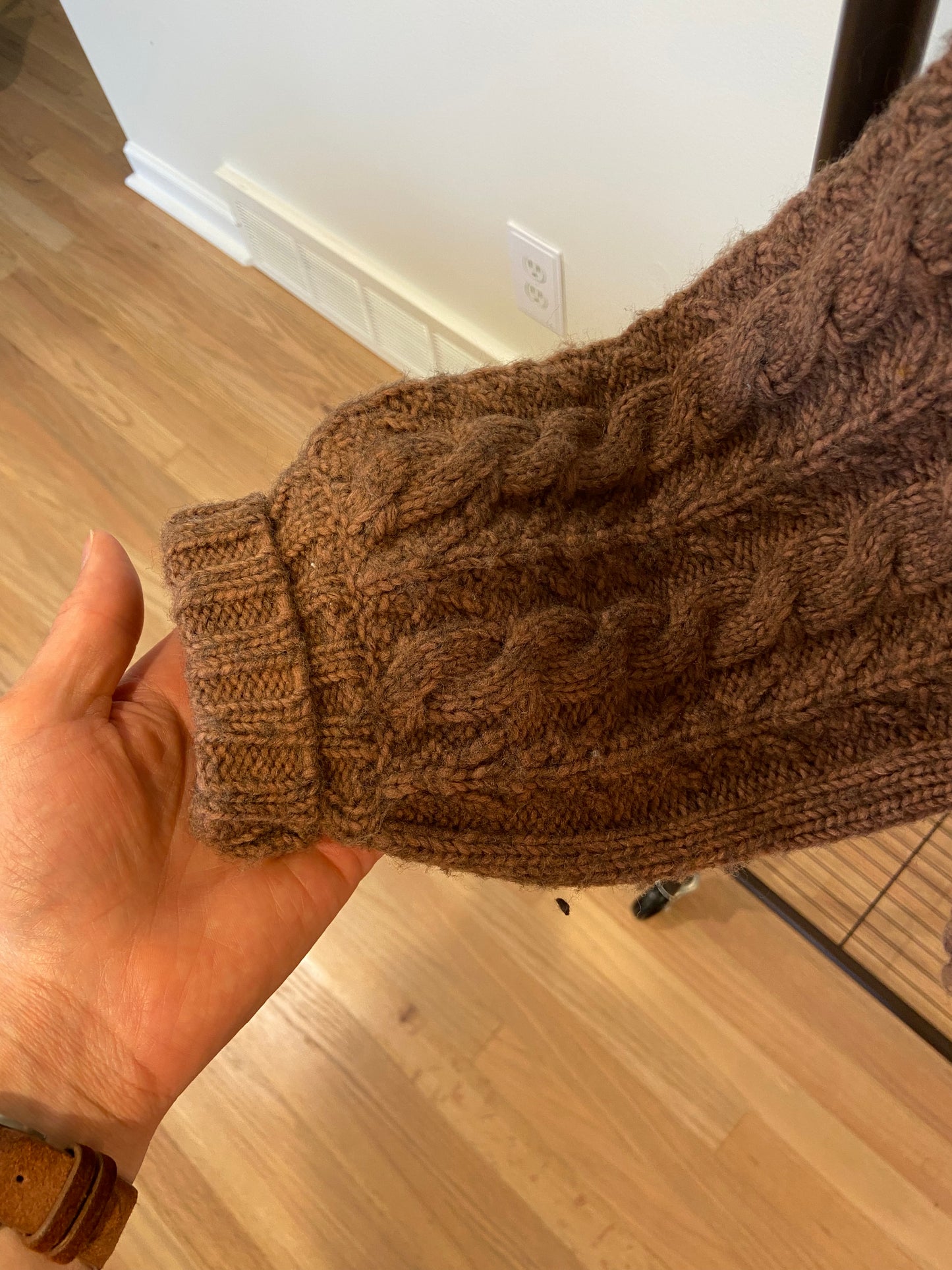 Carbon 38 Cable Knit Cardigan Mushroom Brown size M