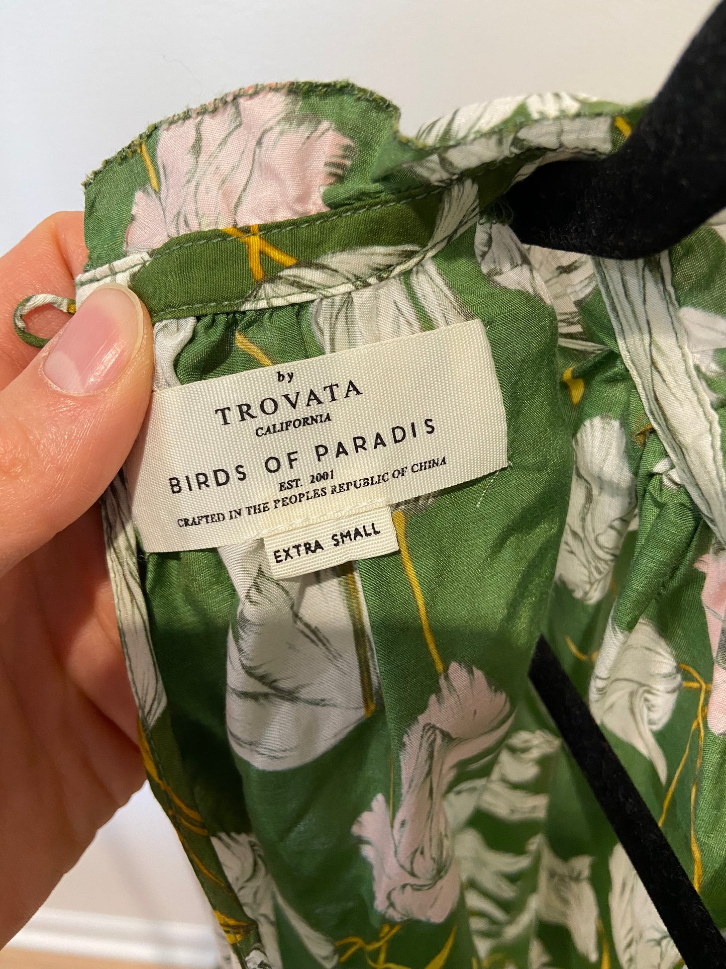 Trovata Carla High-Neck Shirt in Morning Tulip Green size XS
