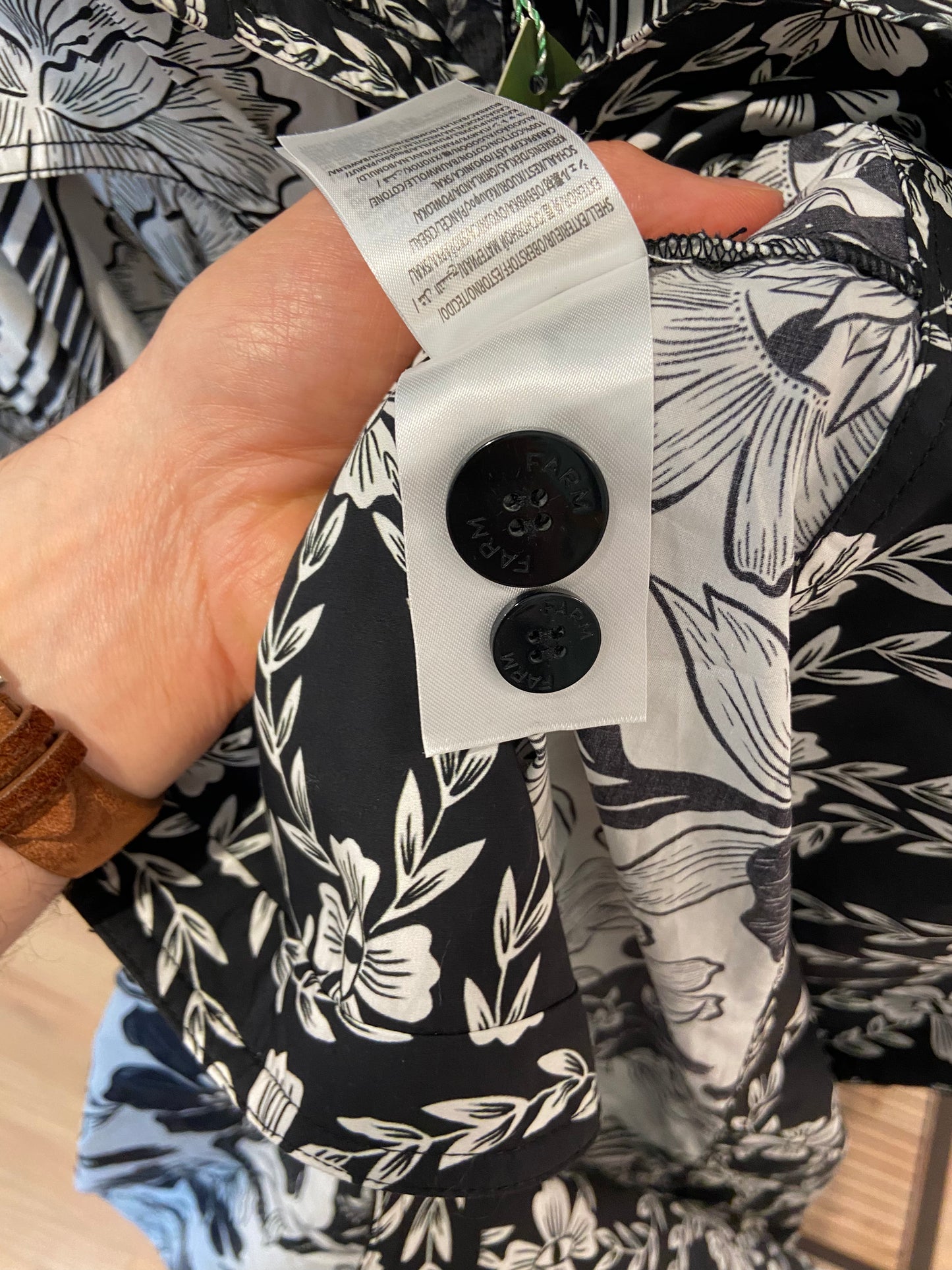 Farm Rio Flower Leopards Collarneck Midi Dress in Off-White size XS