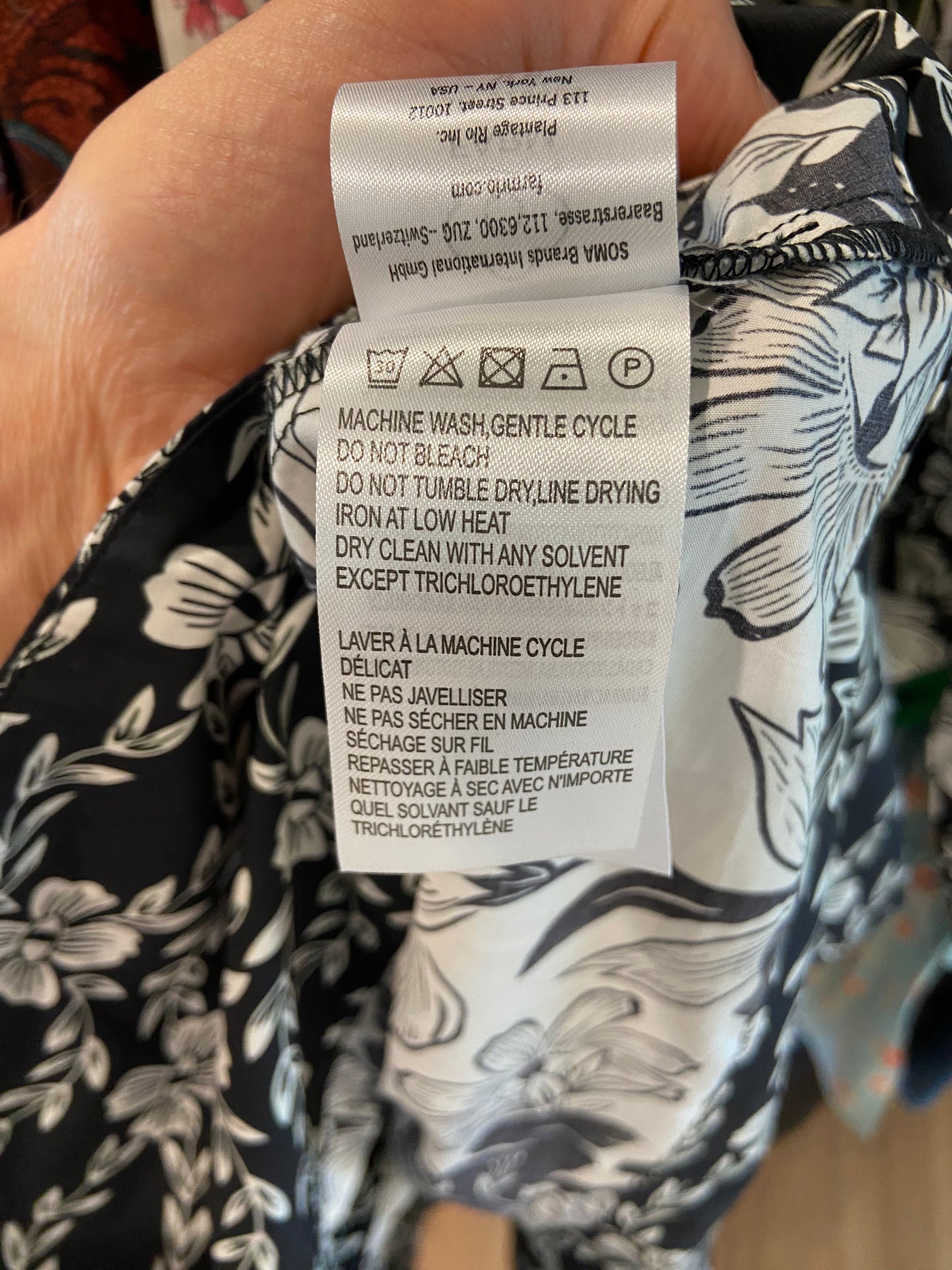 Farm Rio Flower Leopards Collarneck Midi Dress in Off-White size XS