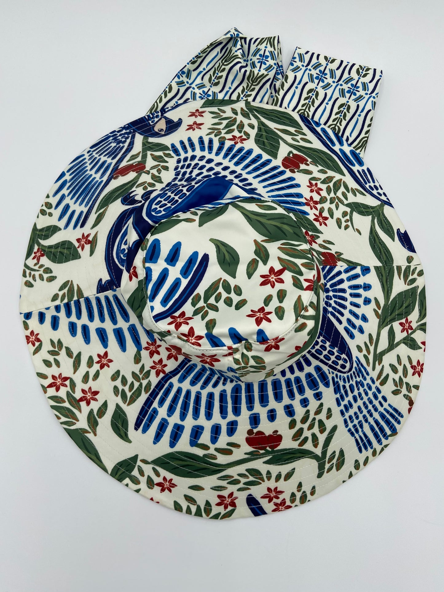 Farm Rio Macaw Birds Hat