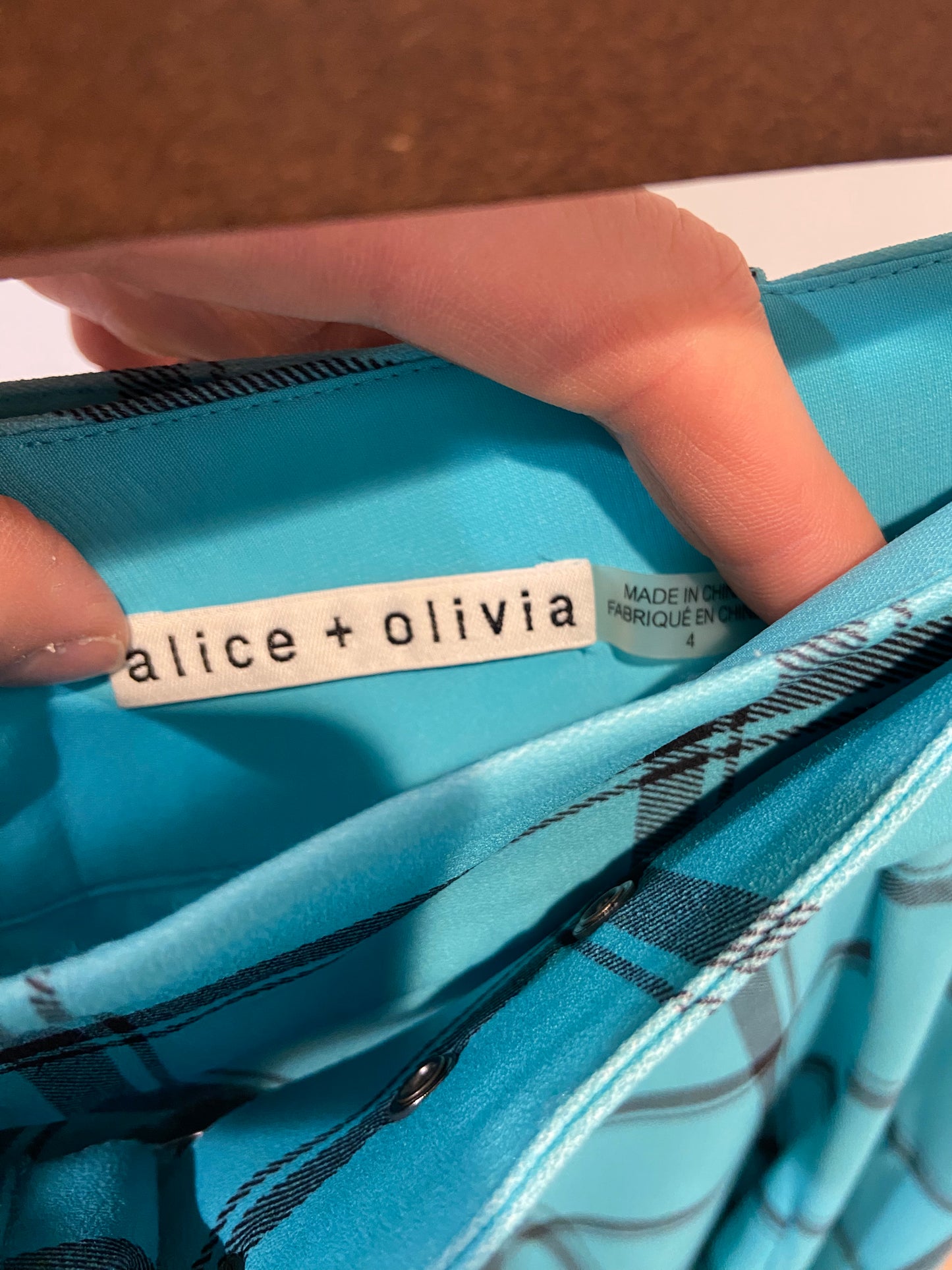 Alice + Olivia Parcell Flared Midi Skirt size 4