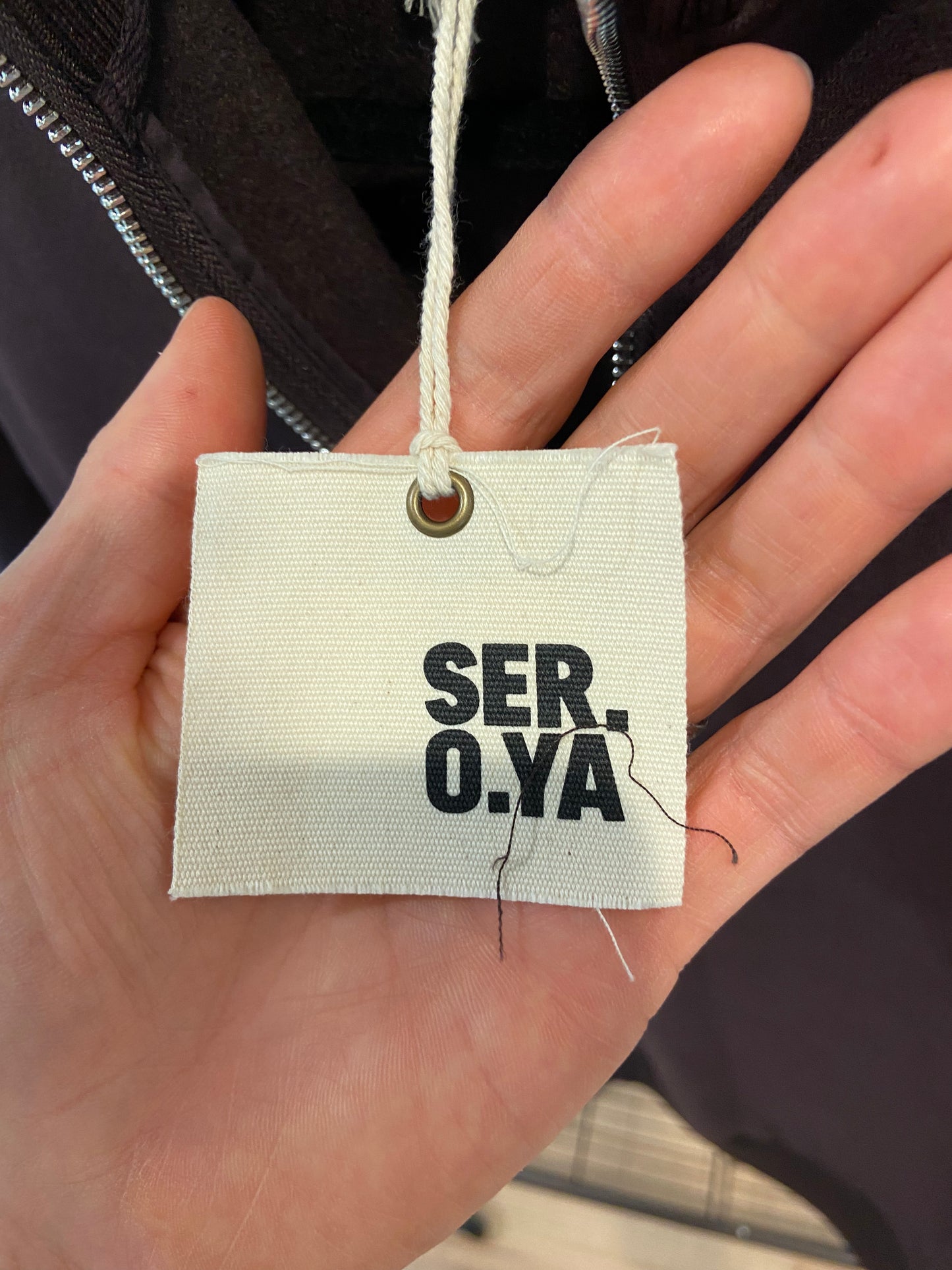 Seroya Asbury Sweatshirt size M