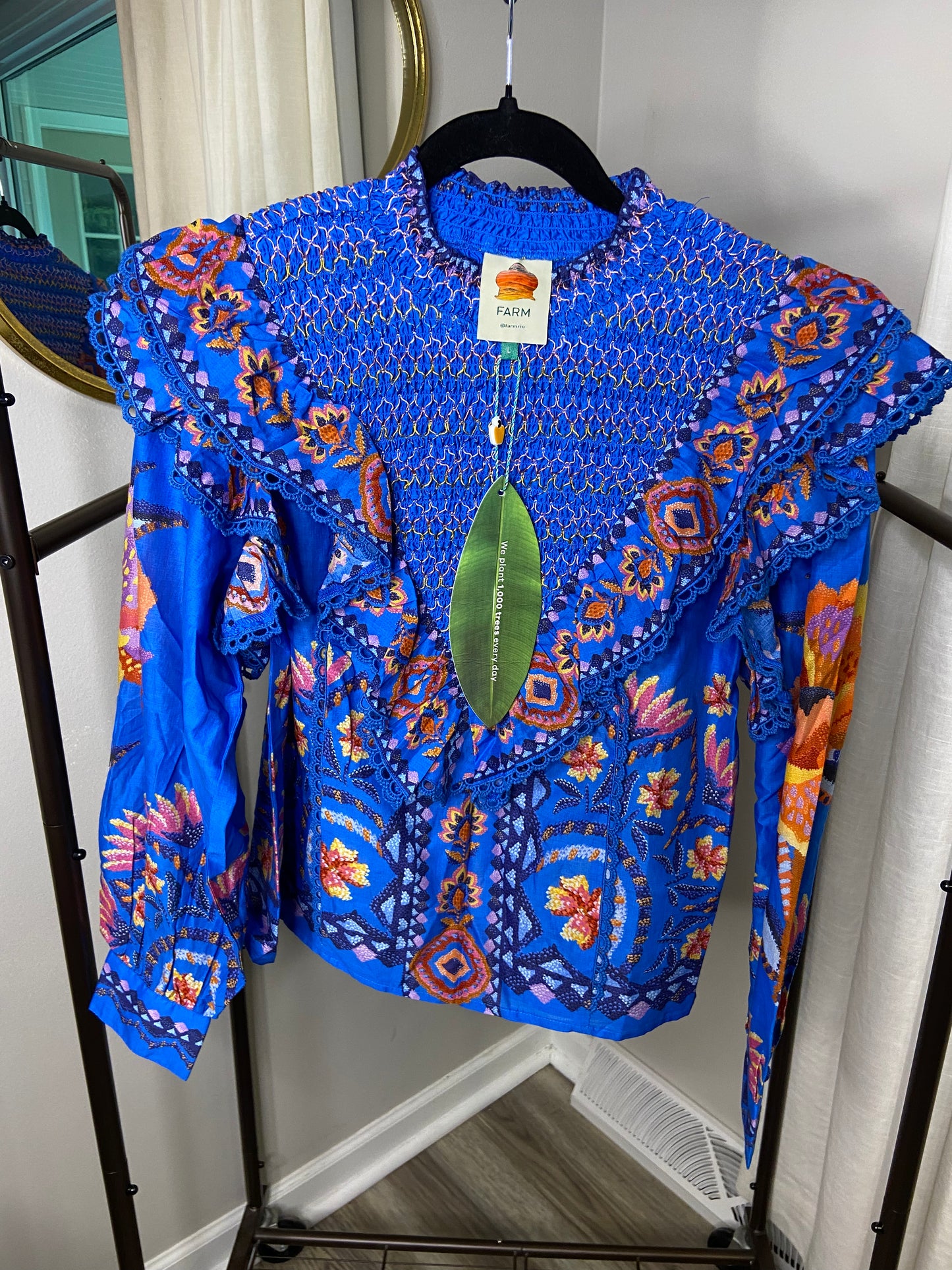 Farm Rio Lucy Floral Tapestry Blouse size L