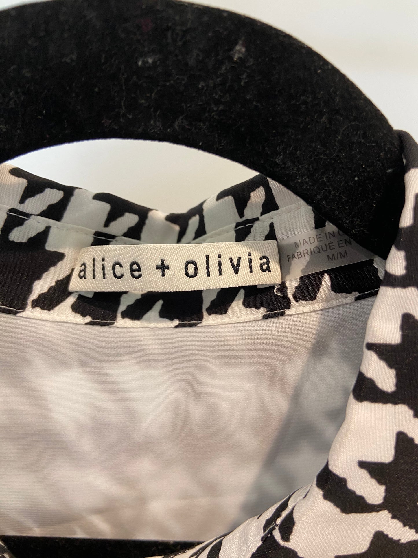 Alice + Olivia Silk Houndstooth Blouse with matching Renna Skirt size M/4