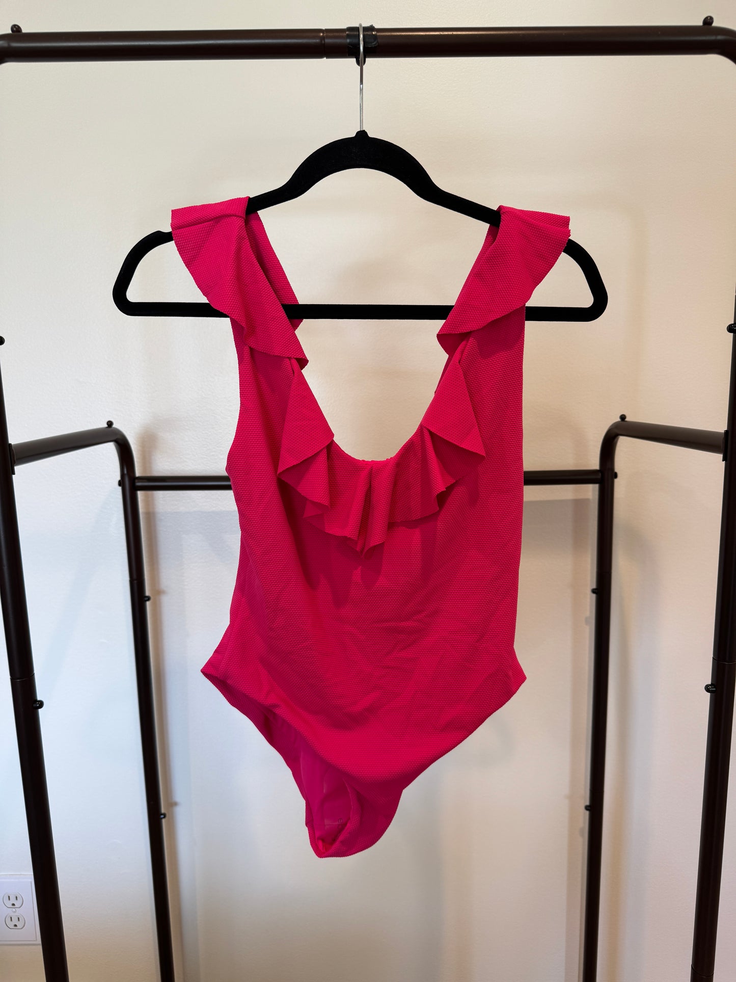 Eberjey Loreta Textured Pink One-Piece Swimsuit size S