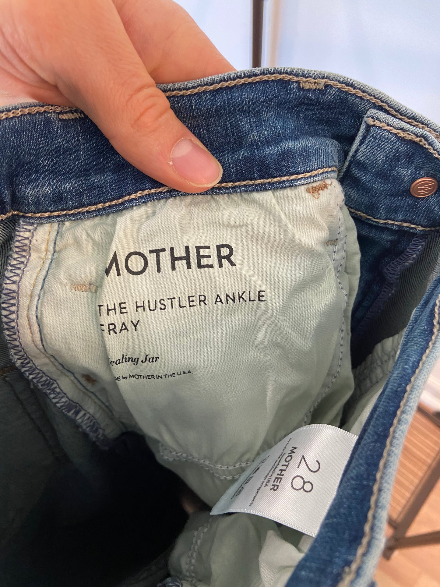 Mother The Hustler Ankle Fray Jeans size 28